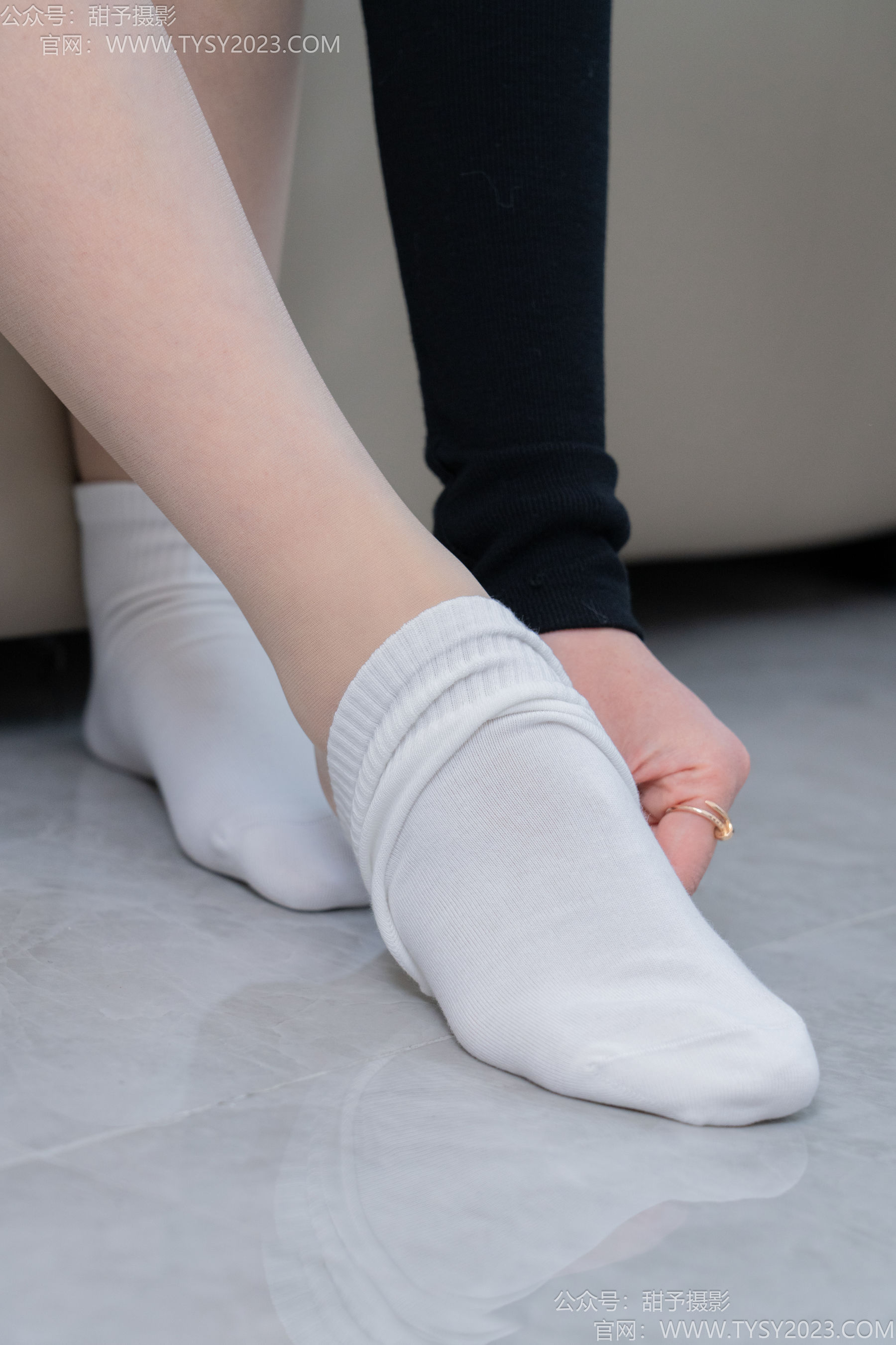 甜予摄影 No.191 贝壳 - 皮鞋、白棉袜、薄肉丝/(135P)