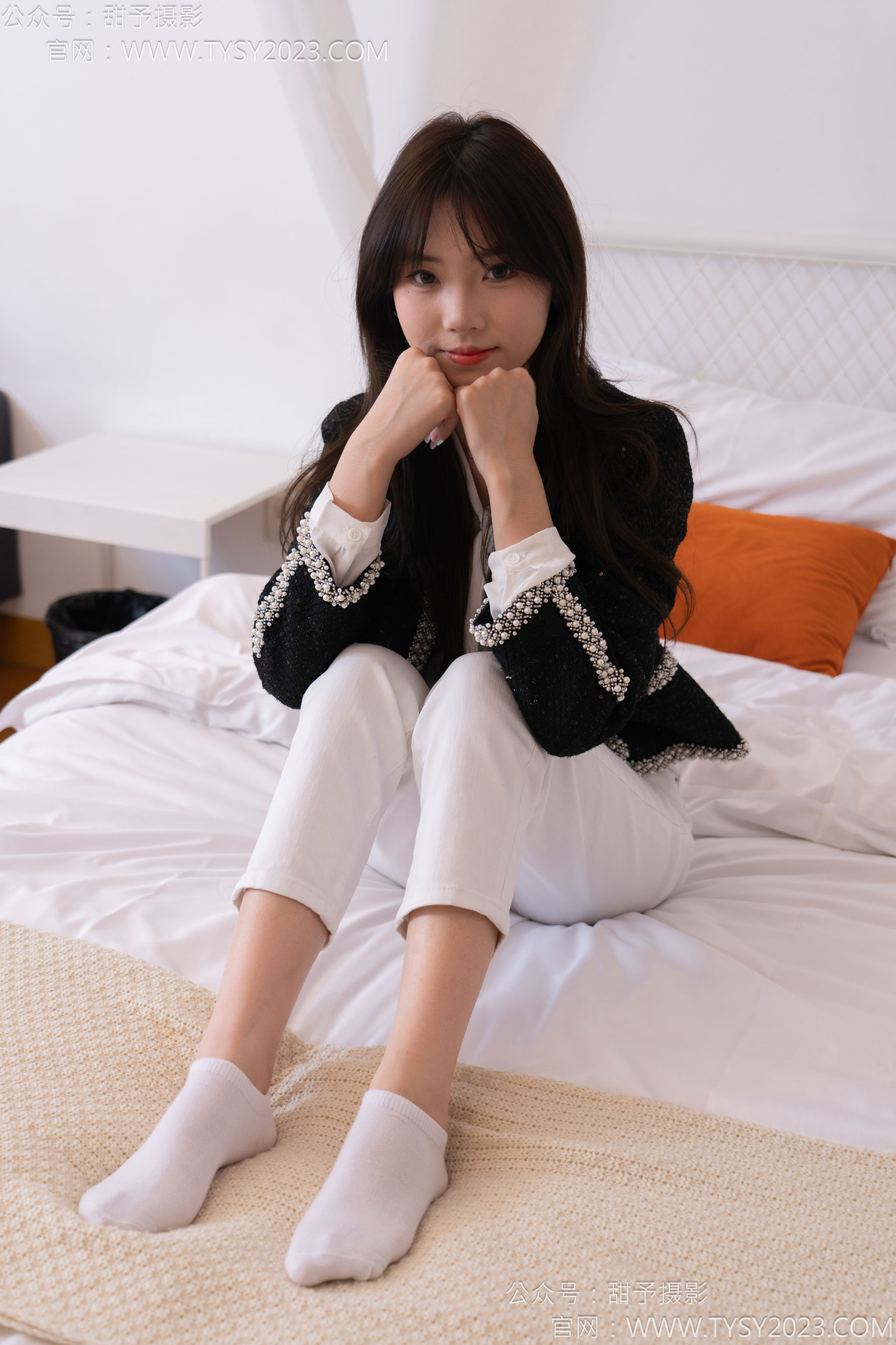 甜予摄影 No.171 璇璇 - 帆布鞋、白棉袜、抖腿剧情/(151P)