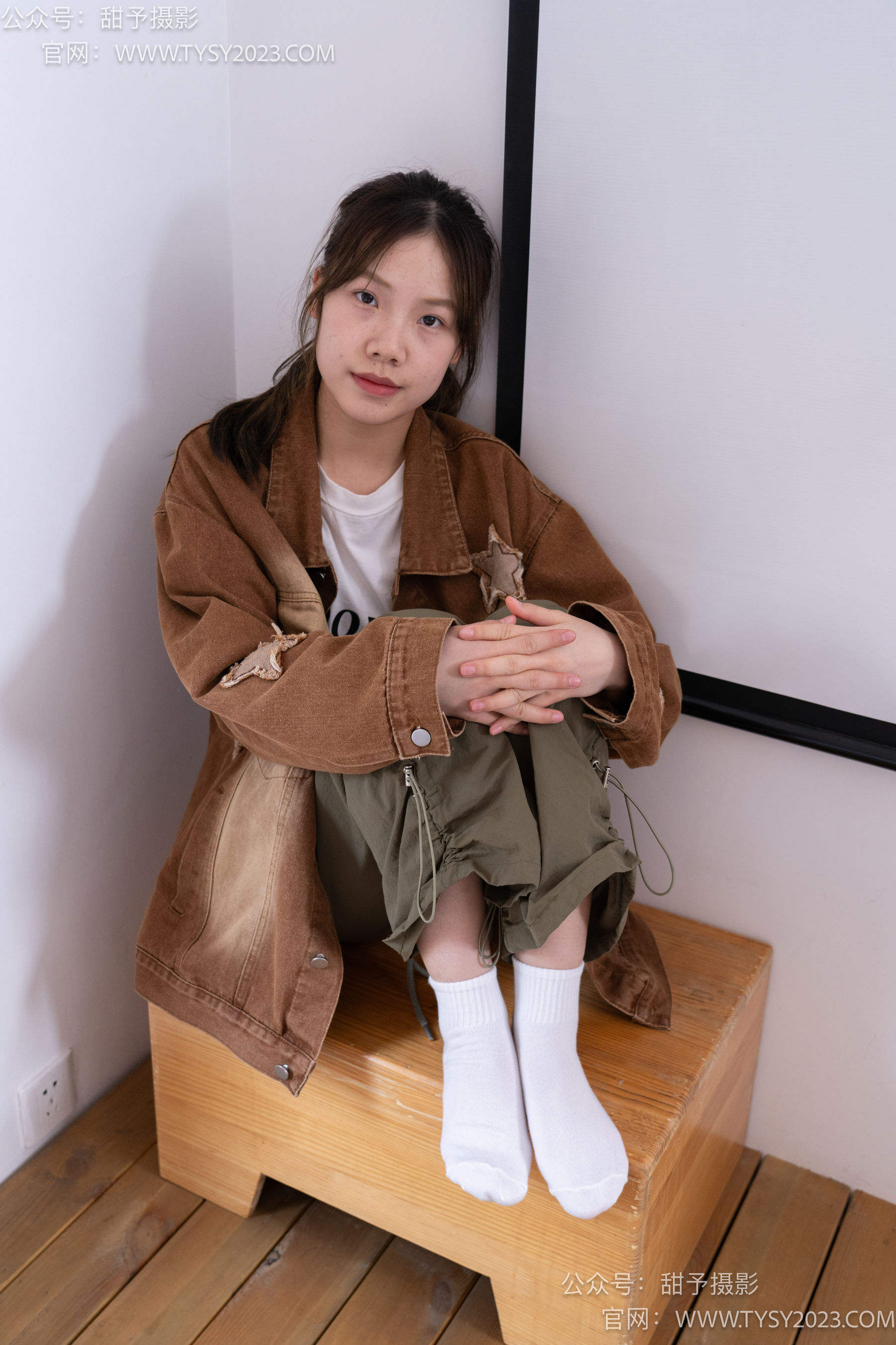 甜予摄影 No.161 双双 - 板鞋、白棉袜、裸足/(130P)