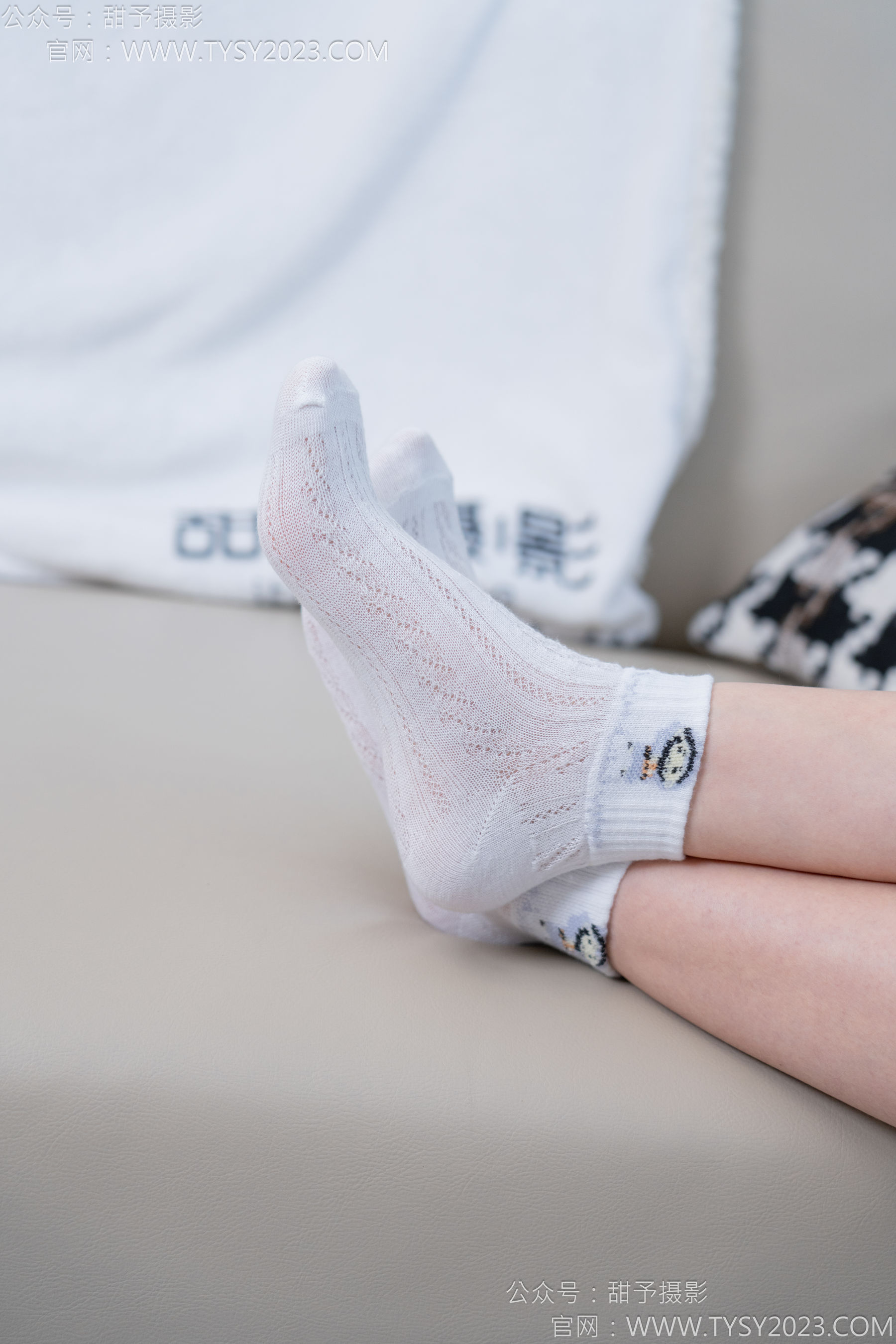 甜予摄影 No.165 贝壳 - 板鞋、白棉袜、裸足/(130P)
