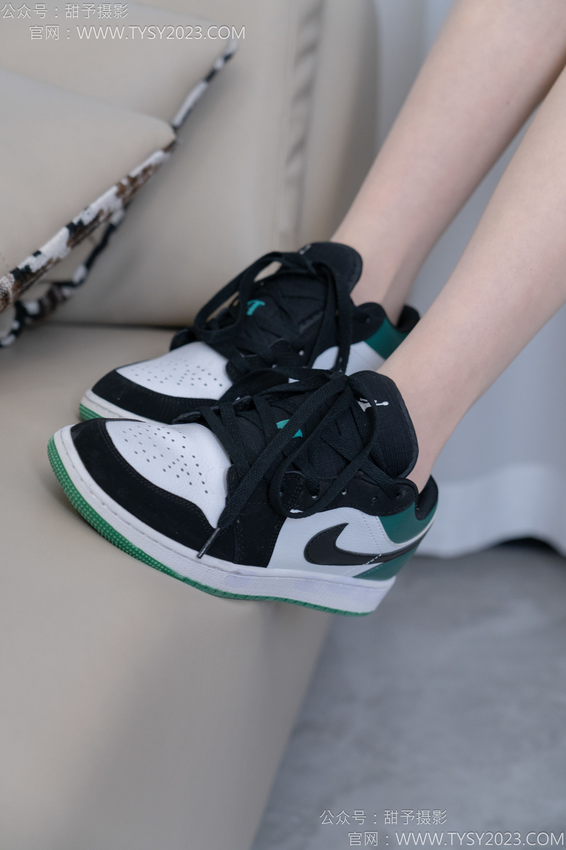 甜予摄影 No.176 珞珞 - 板鞋、薄肉丝/(134P)