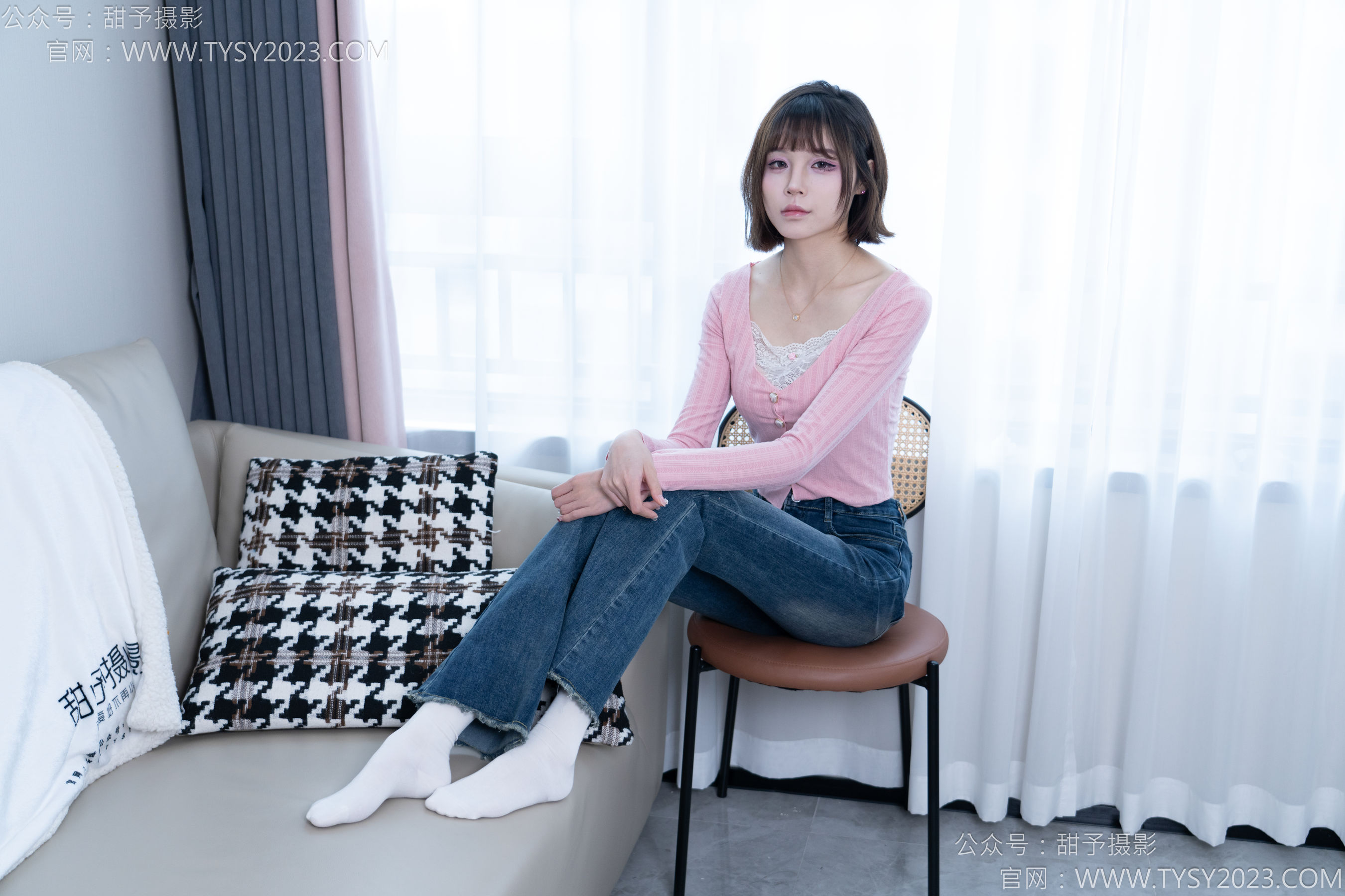 甜予摄影 No.170 珞珞 - 板鞋、白棉袜、裸足/(130P)