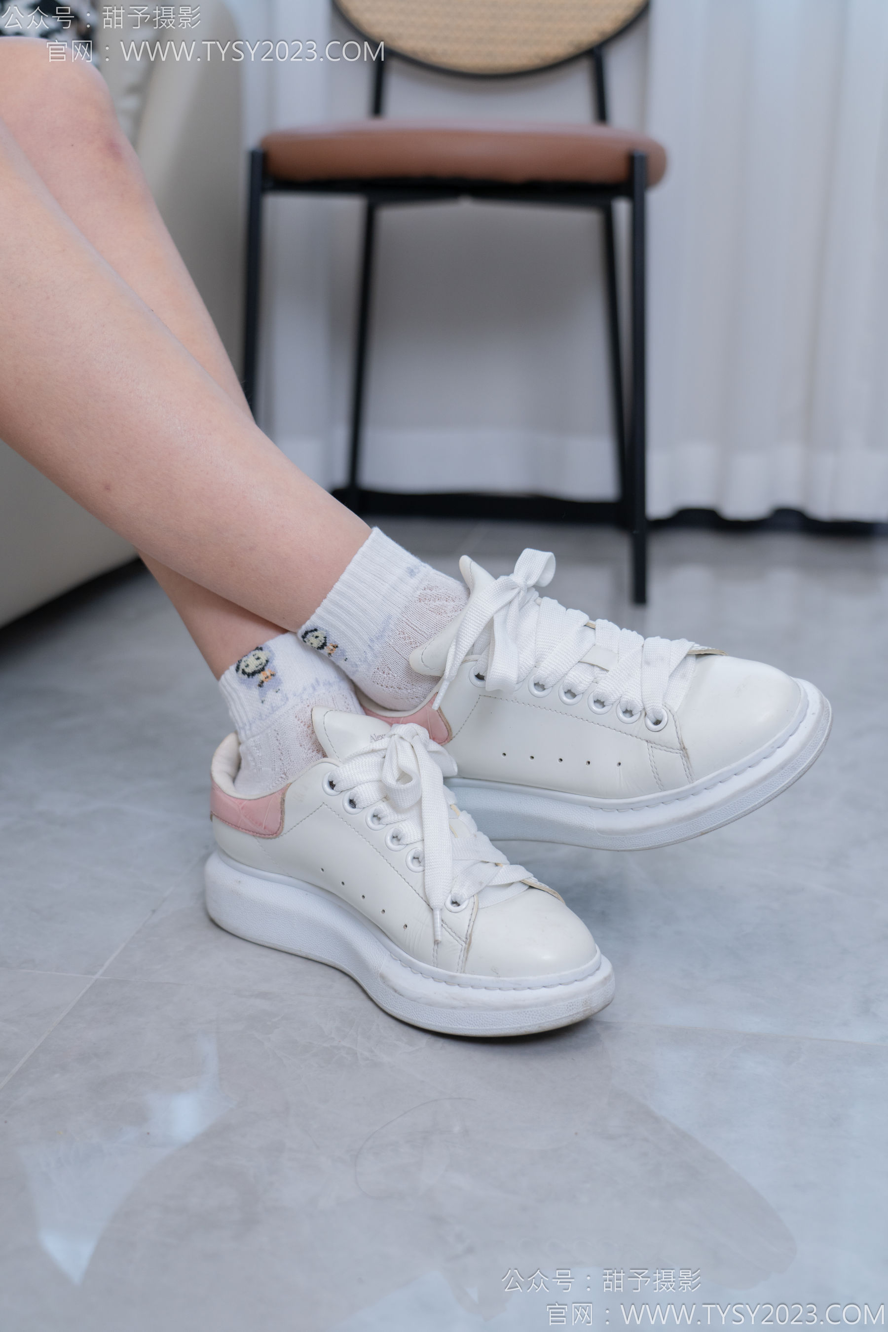 甜予摄影 No.165 贝壳 - 板鞋、白棉袜、裸足/(130P)