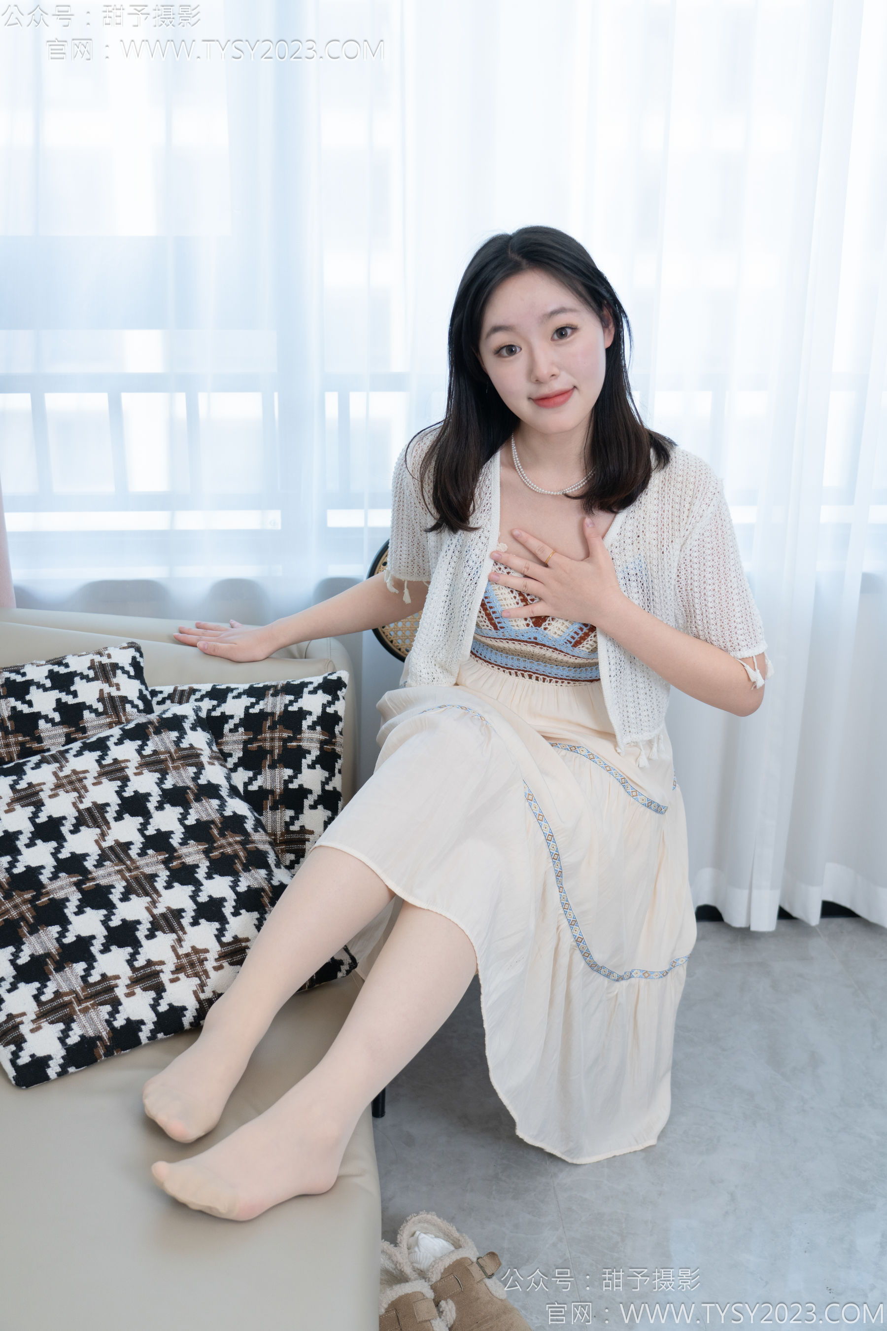 甜予摄影 No.173 小葵 - 棉鞋、白棉袜、薄肉丝/(135P)