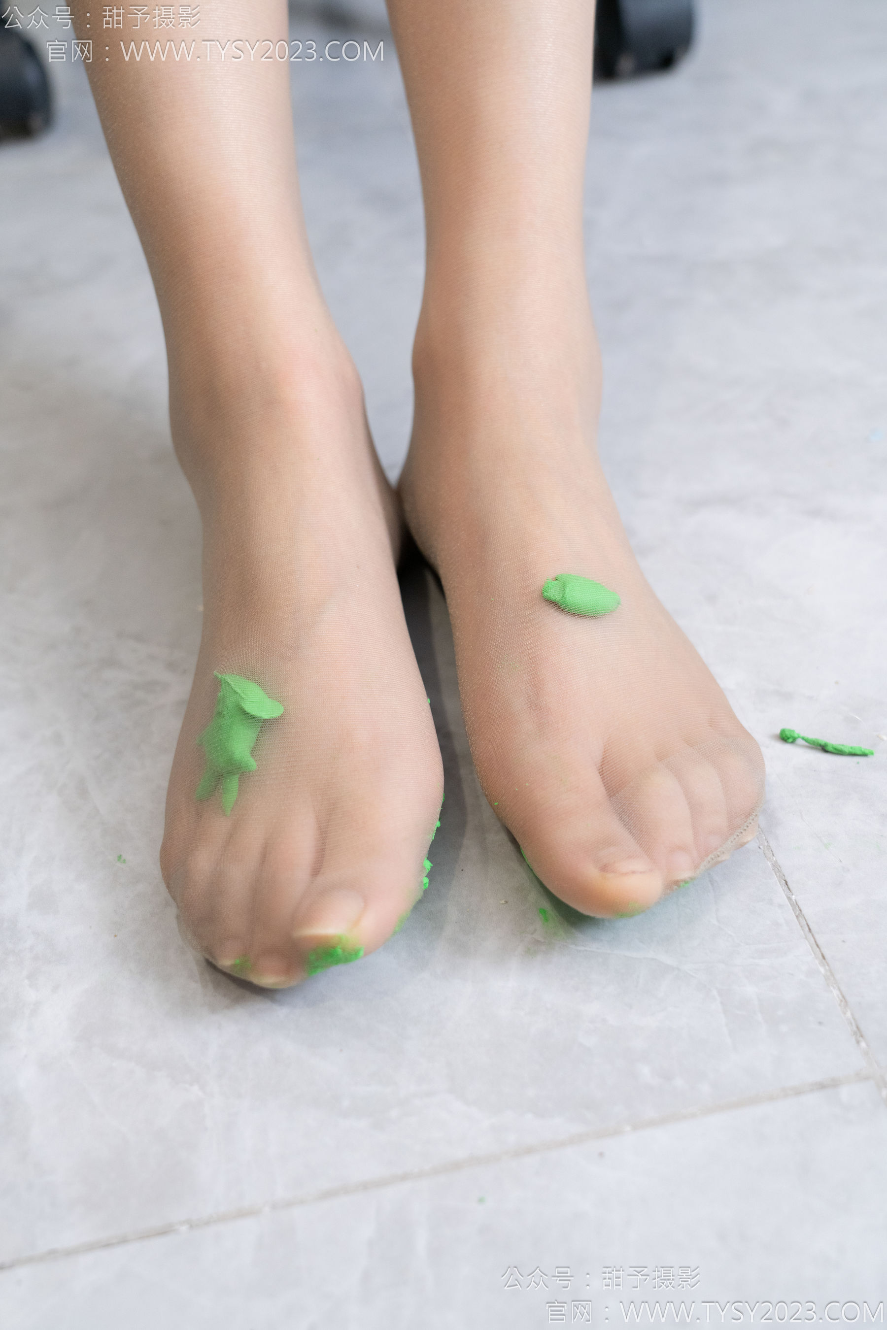 甜予摄影 No.175 澜澜 - 高跟鞋、薄灰丝、薄黑丝、踩小人剧情/(124P)