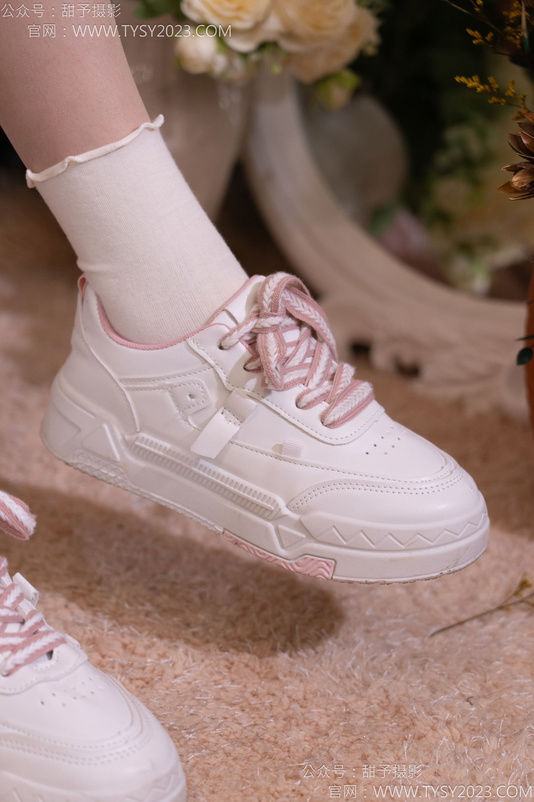甜予摄影 No.177 璇璇 - 板鞋、白棉袜、薄肉丝/(129P)