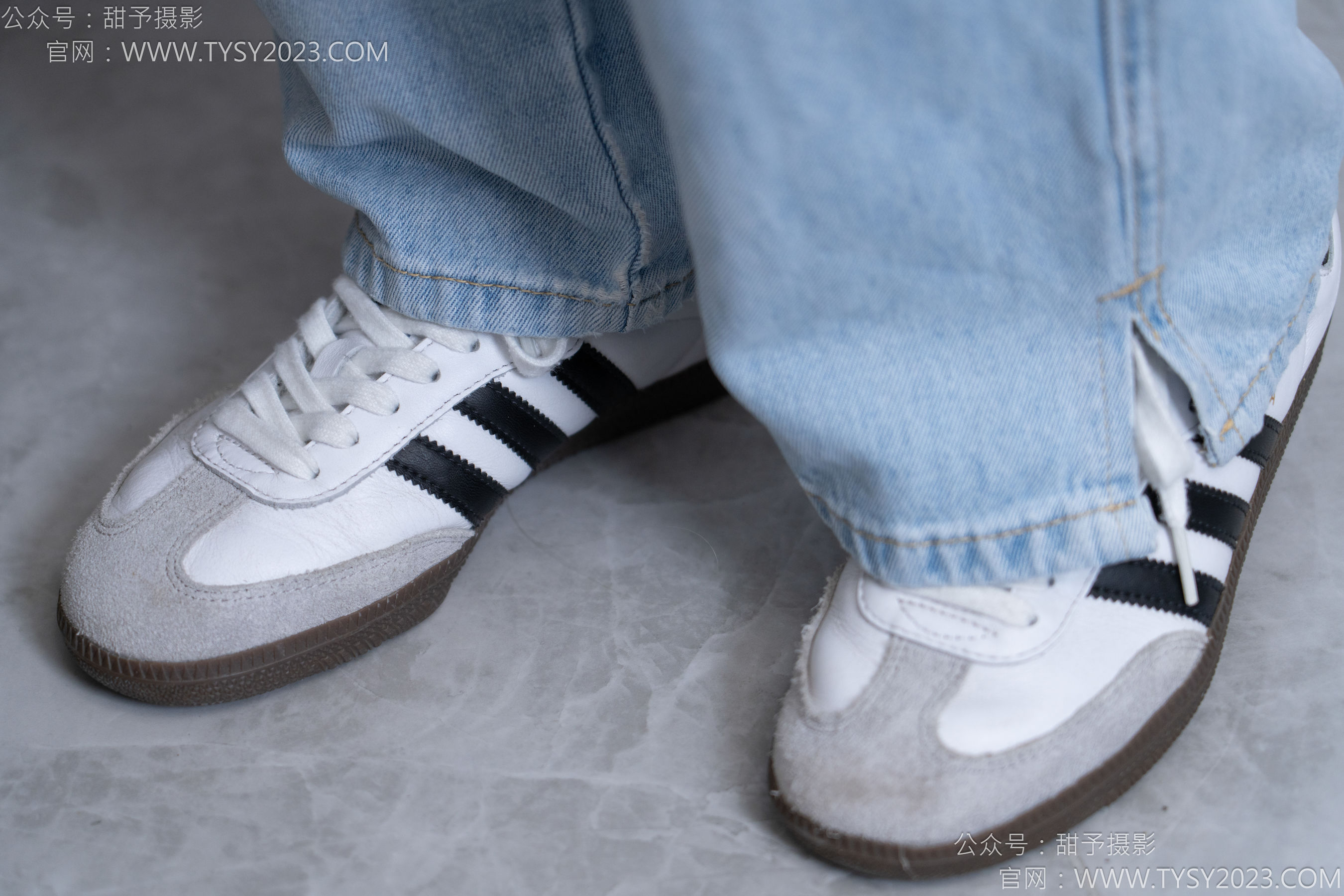 甜予摄影 No.160 番茄 - 板鞋、印花棉袜、裸足/(125P)