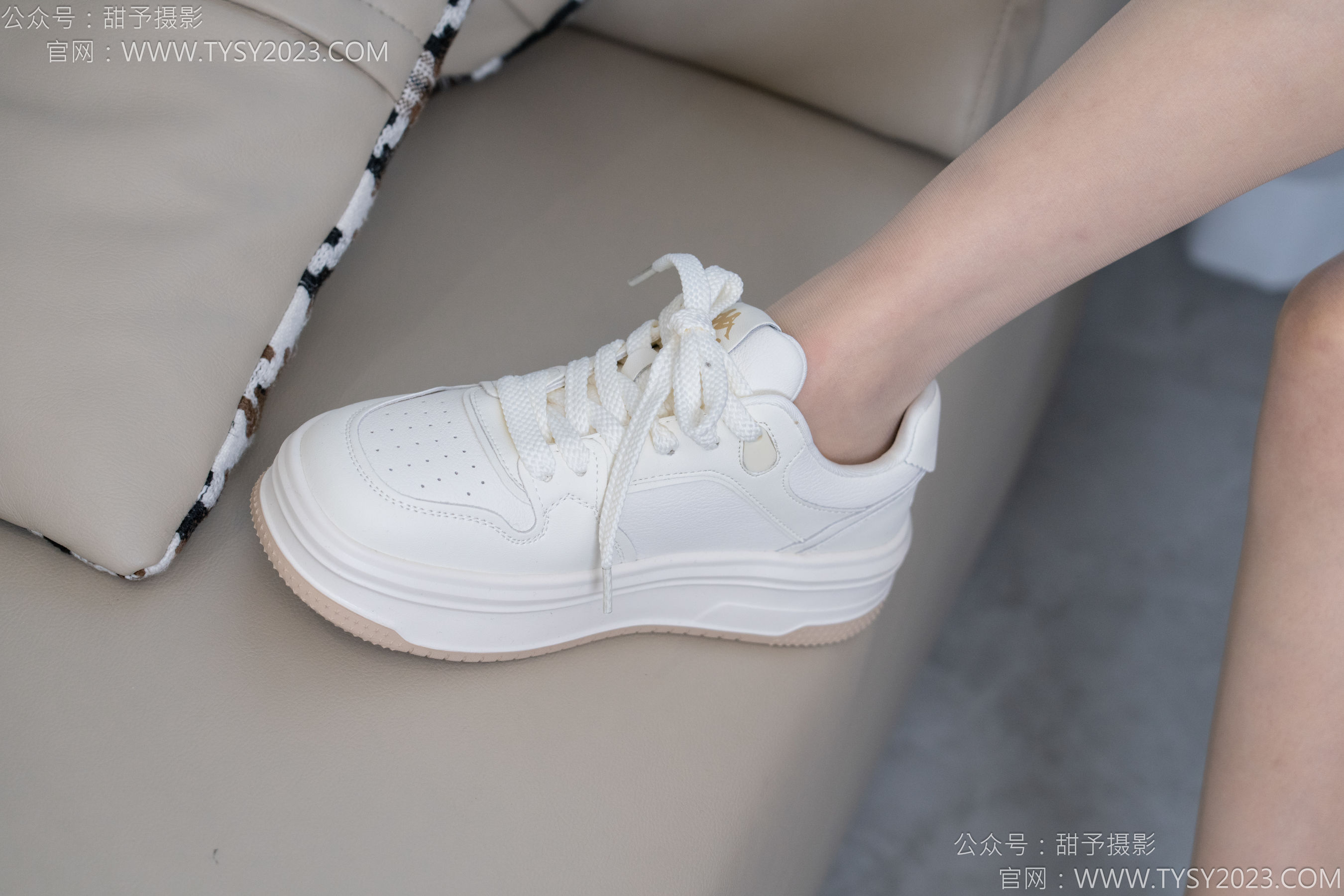 甜予摄影 No.184 澜澜 - 板鞋、薄肉丝/(125P)