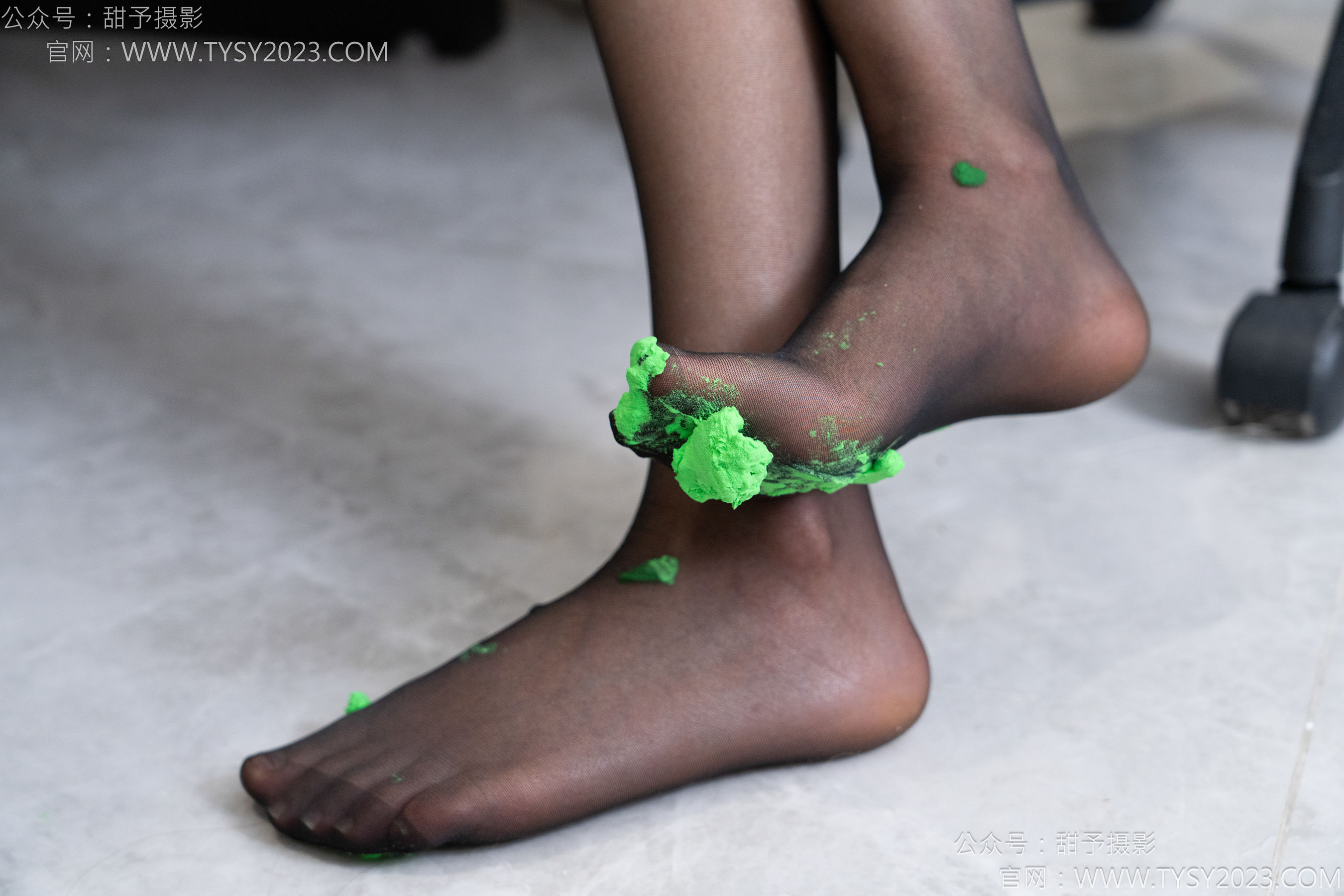 甜予摄影 No.175 澜澜 - 高跟鞋、薄灰丝、薄黑丝、踩小人剧情/(124P)