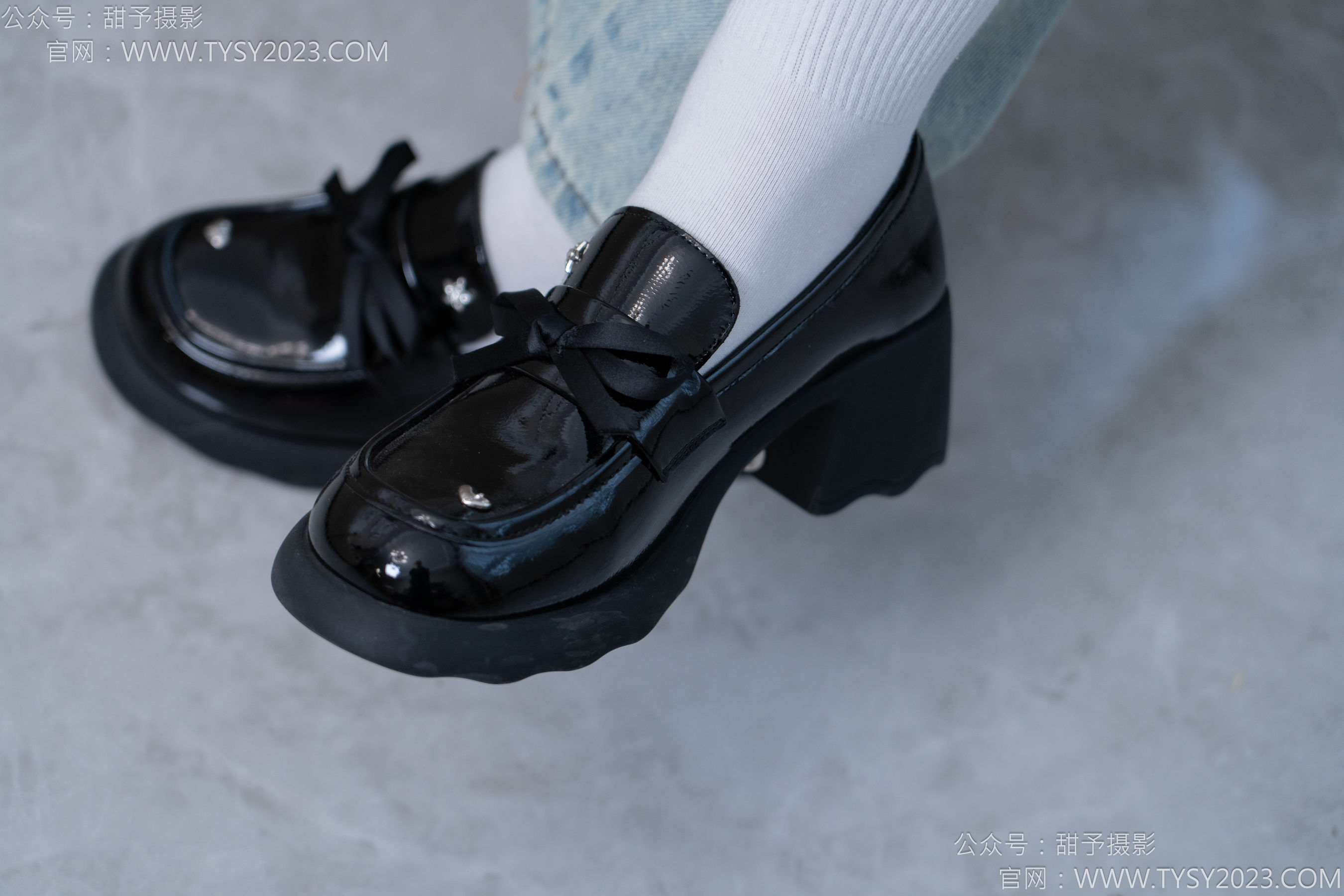 甜予摄影 No.162 知知 - 皮鞋、白棉袜、裸足/(125P)