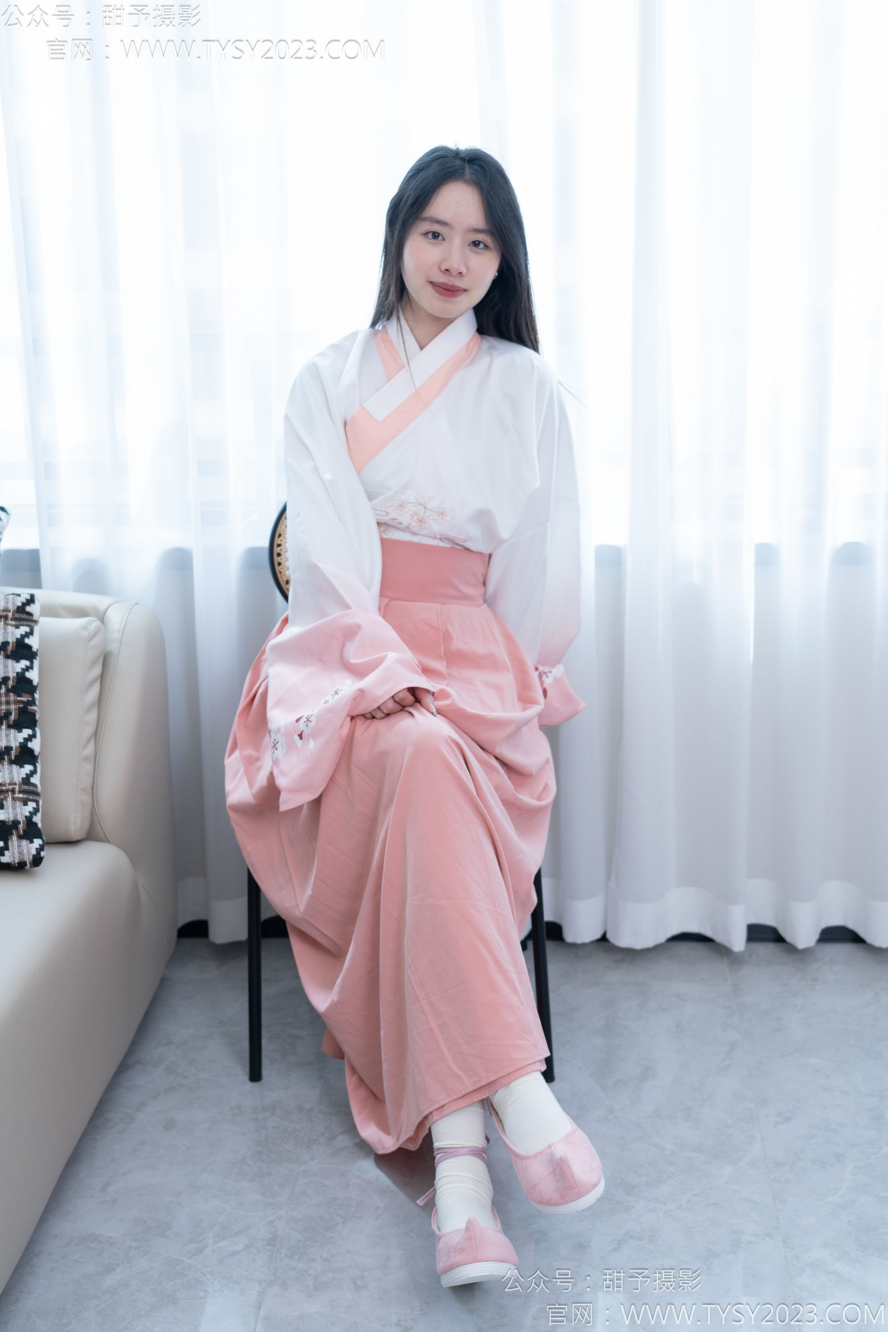 甜予摄影 No.183 知知 - 布鞋、白棉袜、裸足/(148P)