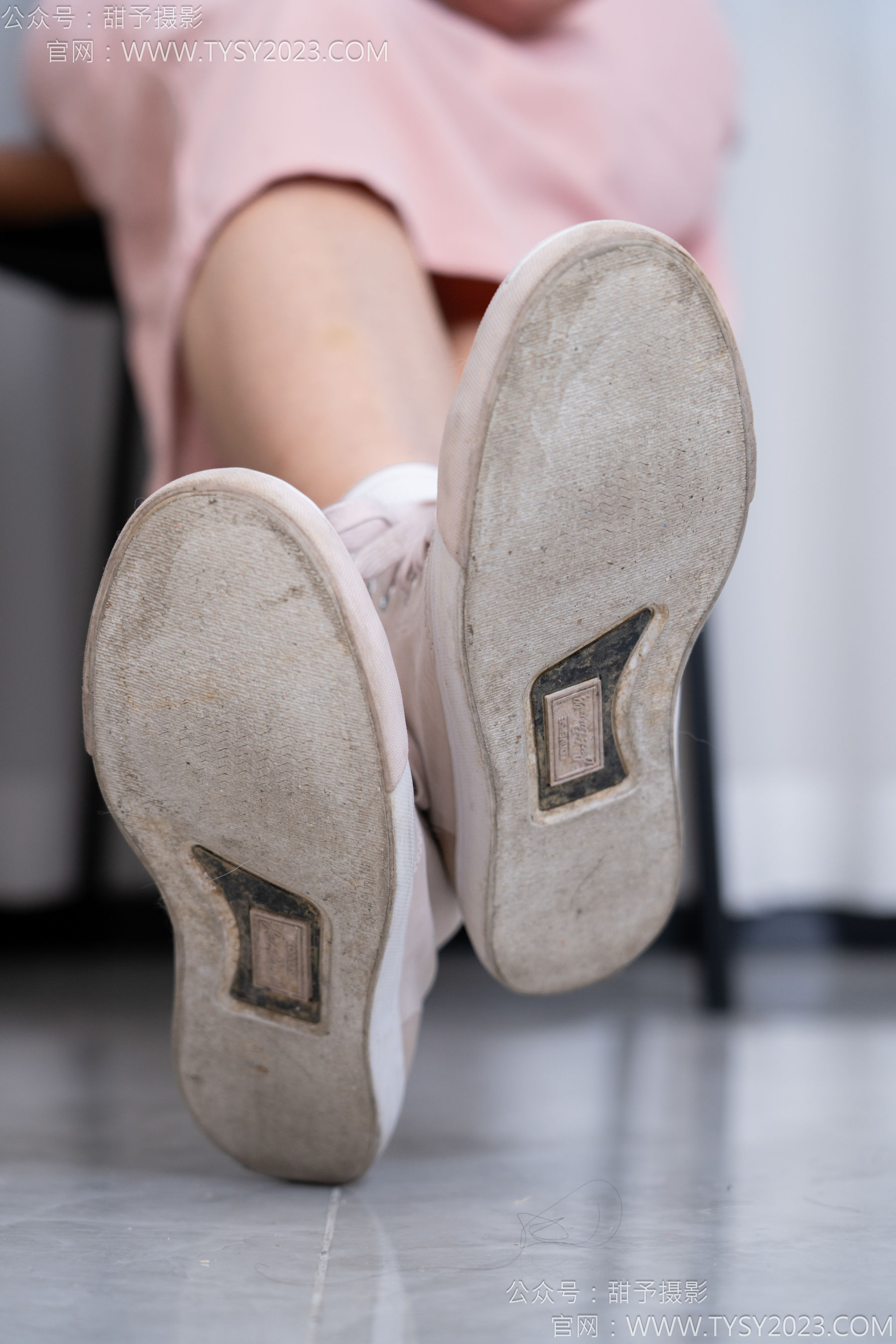 甜予摄影 No.186 娃娃 - 帆布鞋、白棉袜、裸足/(129P)