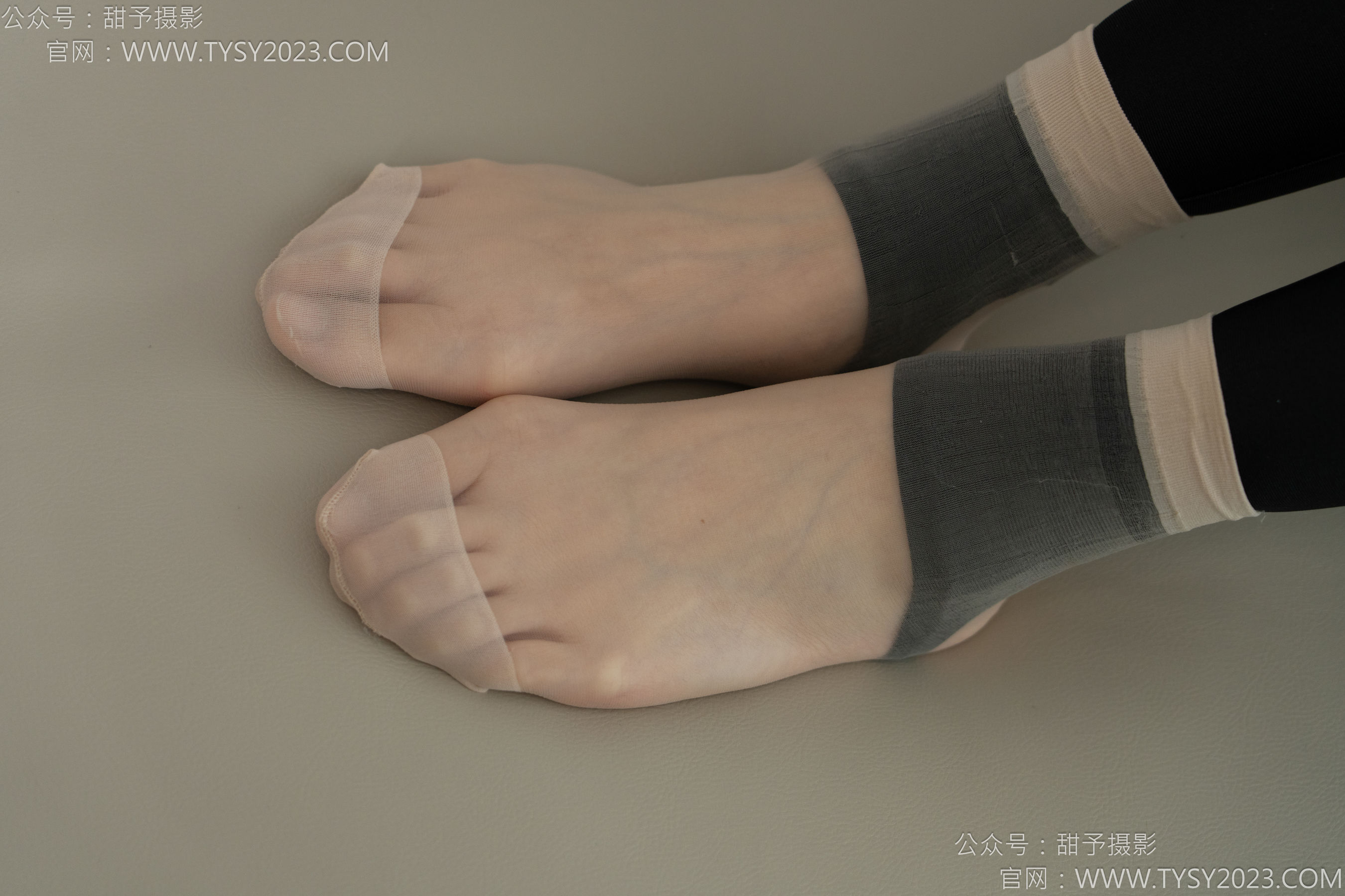 甜予摄影 No.158 梦梦 - 高跟鞋、短肉丝、短黑丝、裸足/(130P)