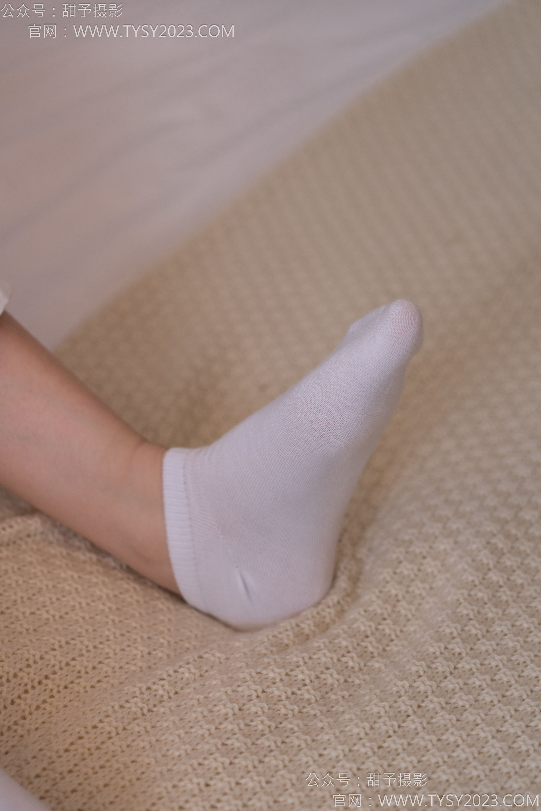 甜予摄影 No.171 璇璇 - 帆布鞋、白棉袜、抖腿剧情/(151P)