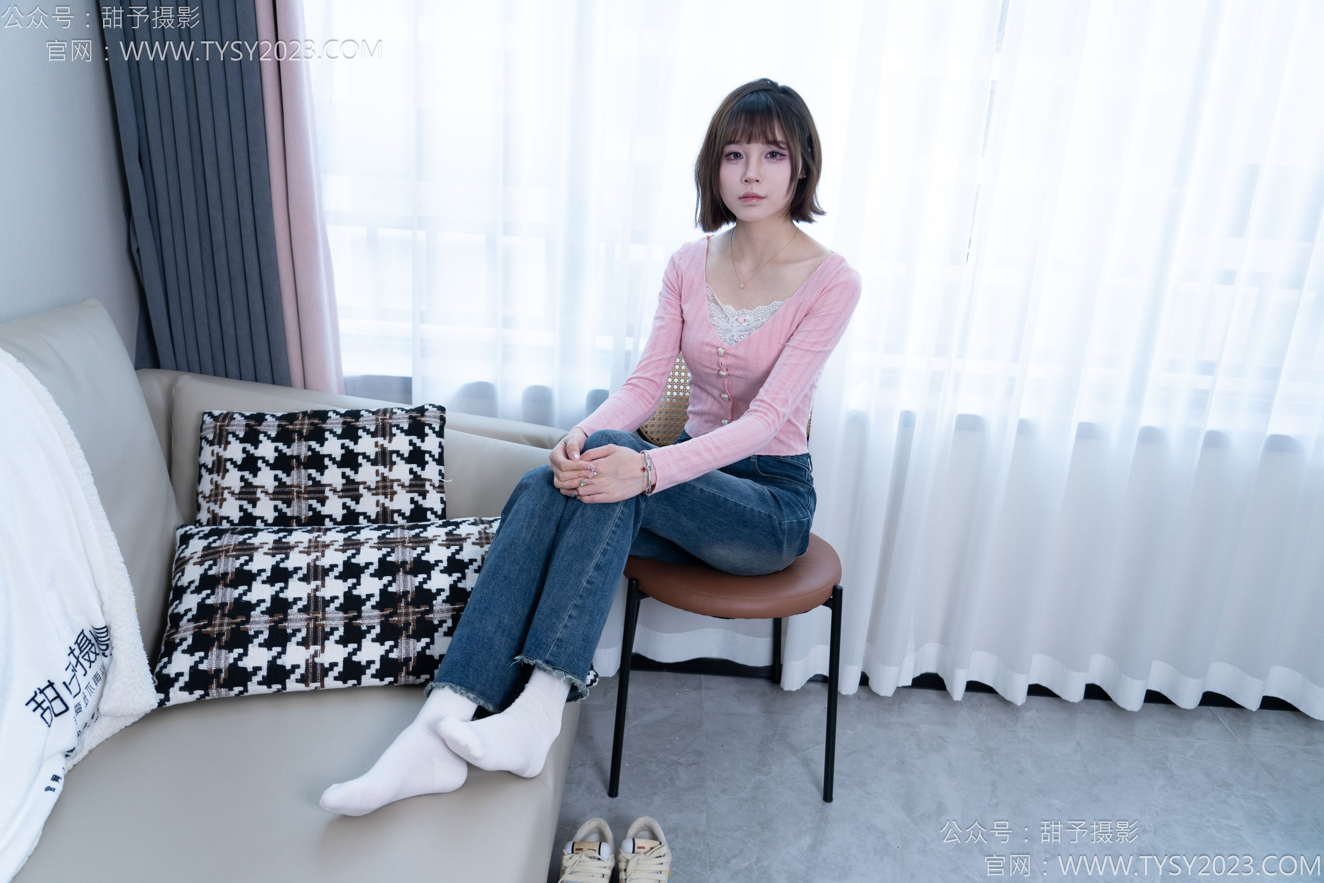 甜予摄影 No.170 珞珞 - 板鞋、白棉袜、裸足/(130P)