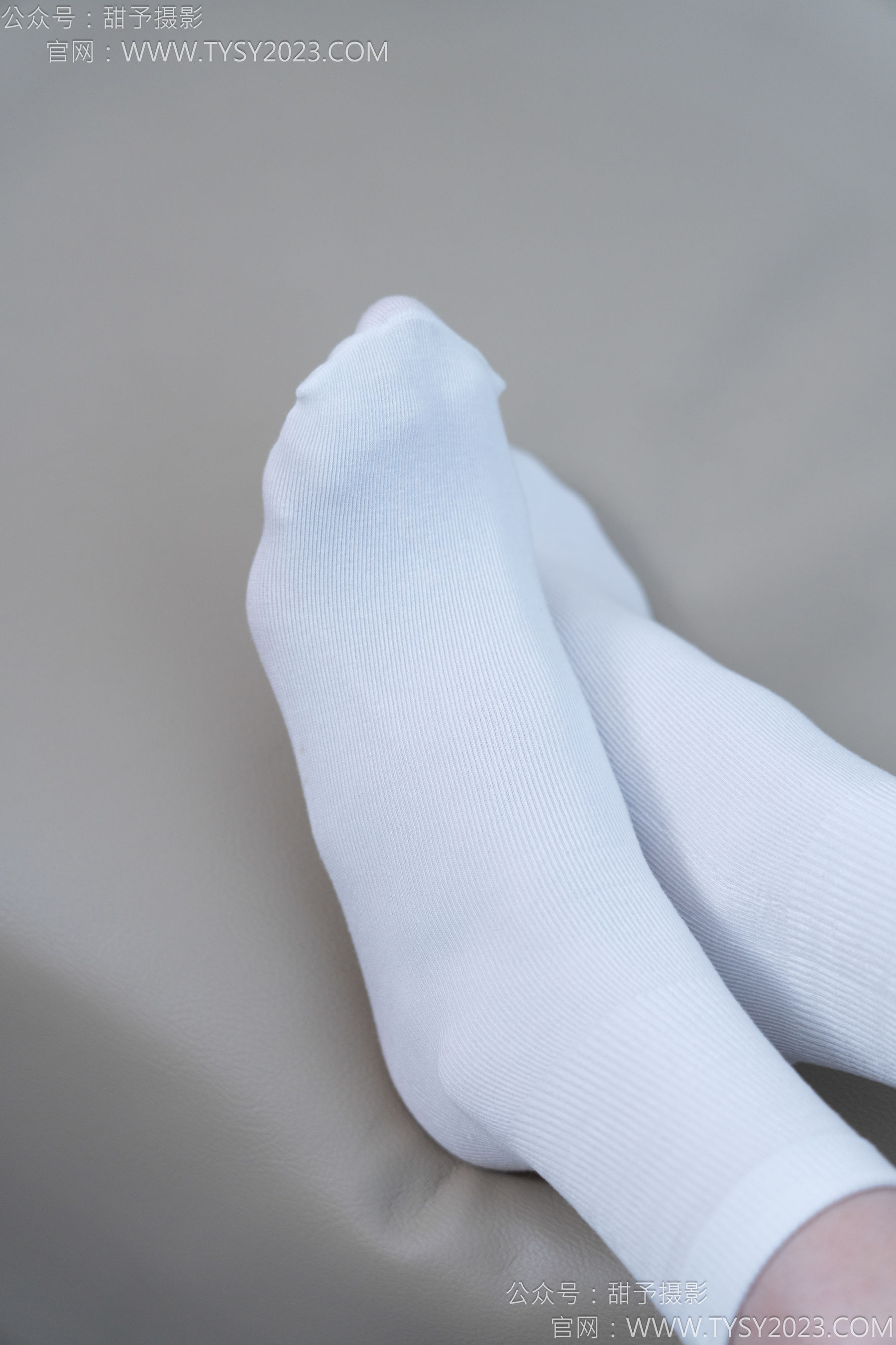 甜予摄影 No.164 珞珞 - 板鞋、白棉袜、裸足/(130P)