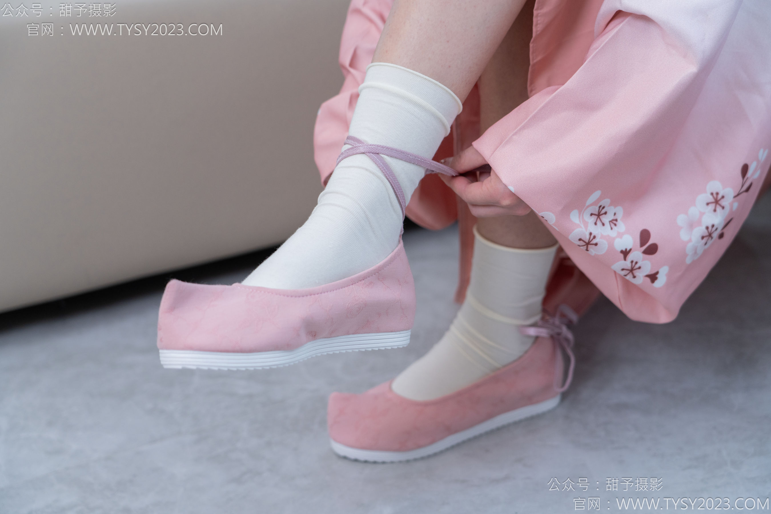 甜予摄影 No.183 知知 - 布鞋、白棉袜、裸足/(148P)