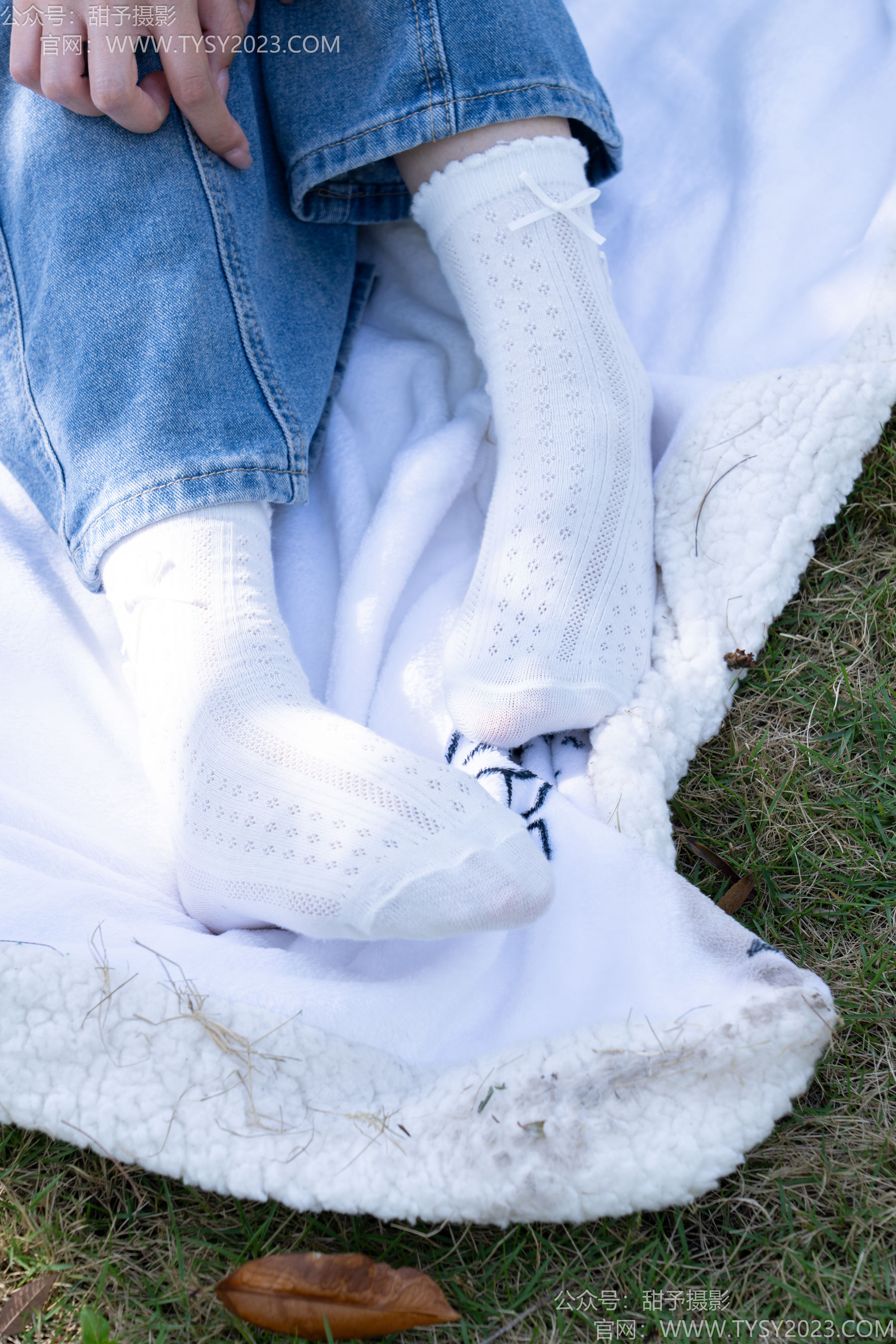 甜予摄影 No.194 小橙子 - 板鞋、白棉袜、裸足/(130P)