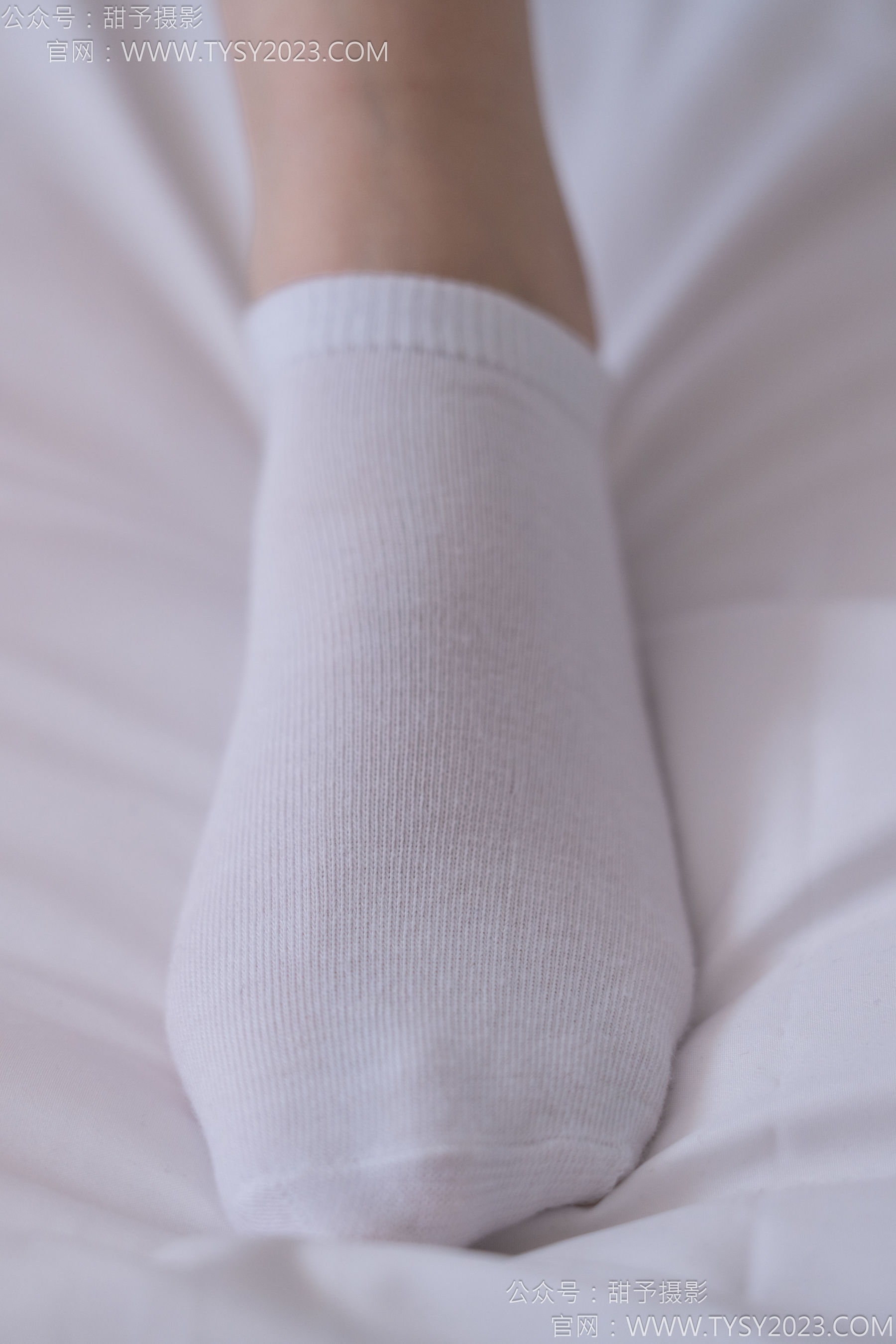 甜予摄影 No.171 璇璇 - 帆布鞋、白棉袜、抖腿剧情/(151P)