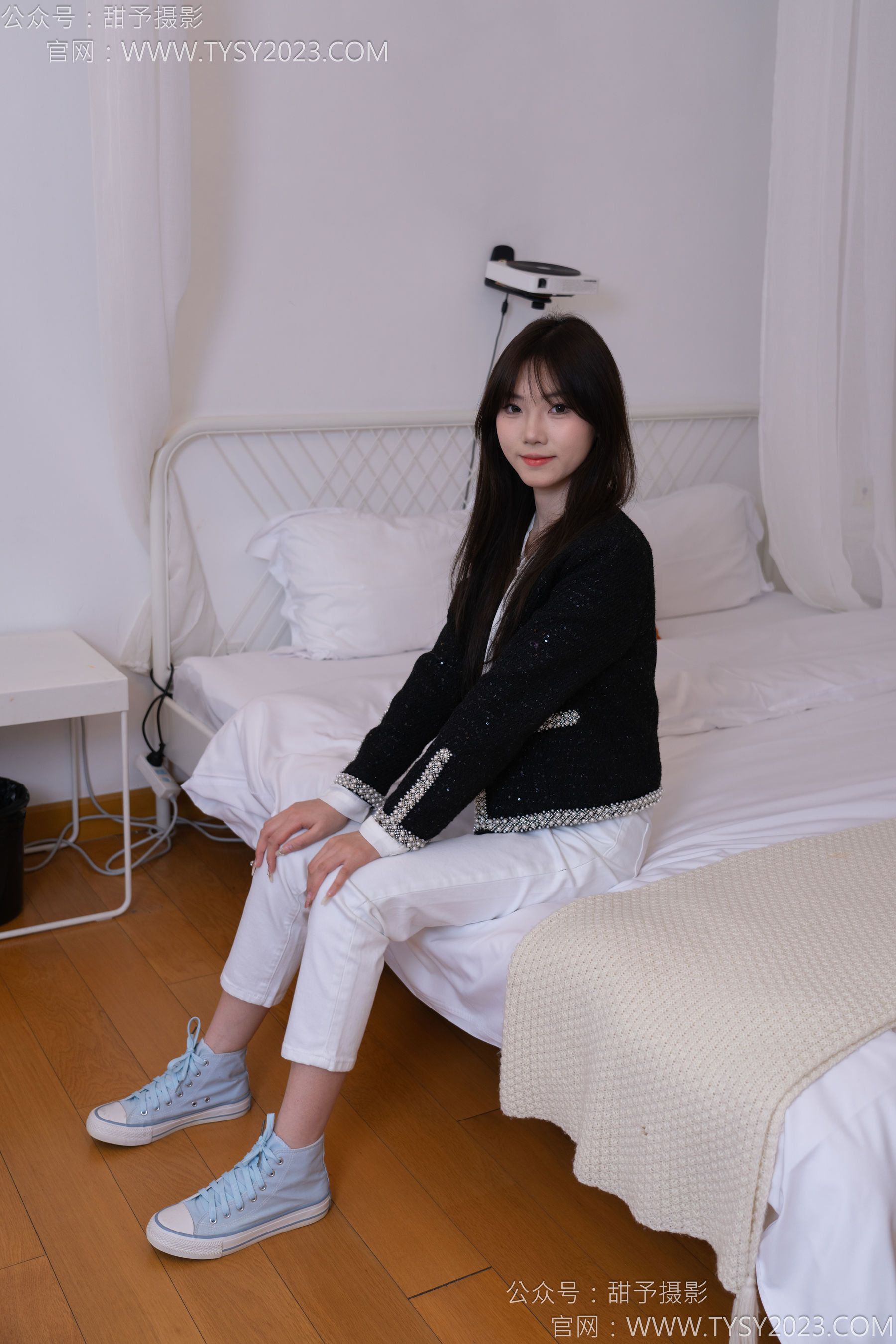 甜予摄影 No.171 璇璇 - 帆布鞋、白棉袜、抖腿剧情/(151P)