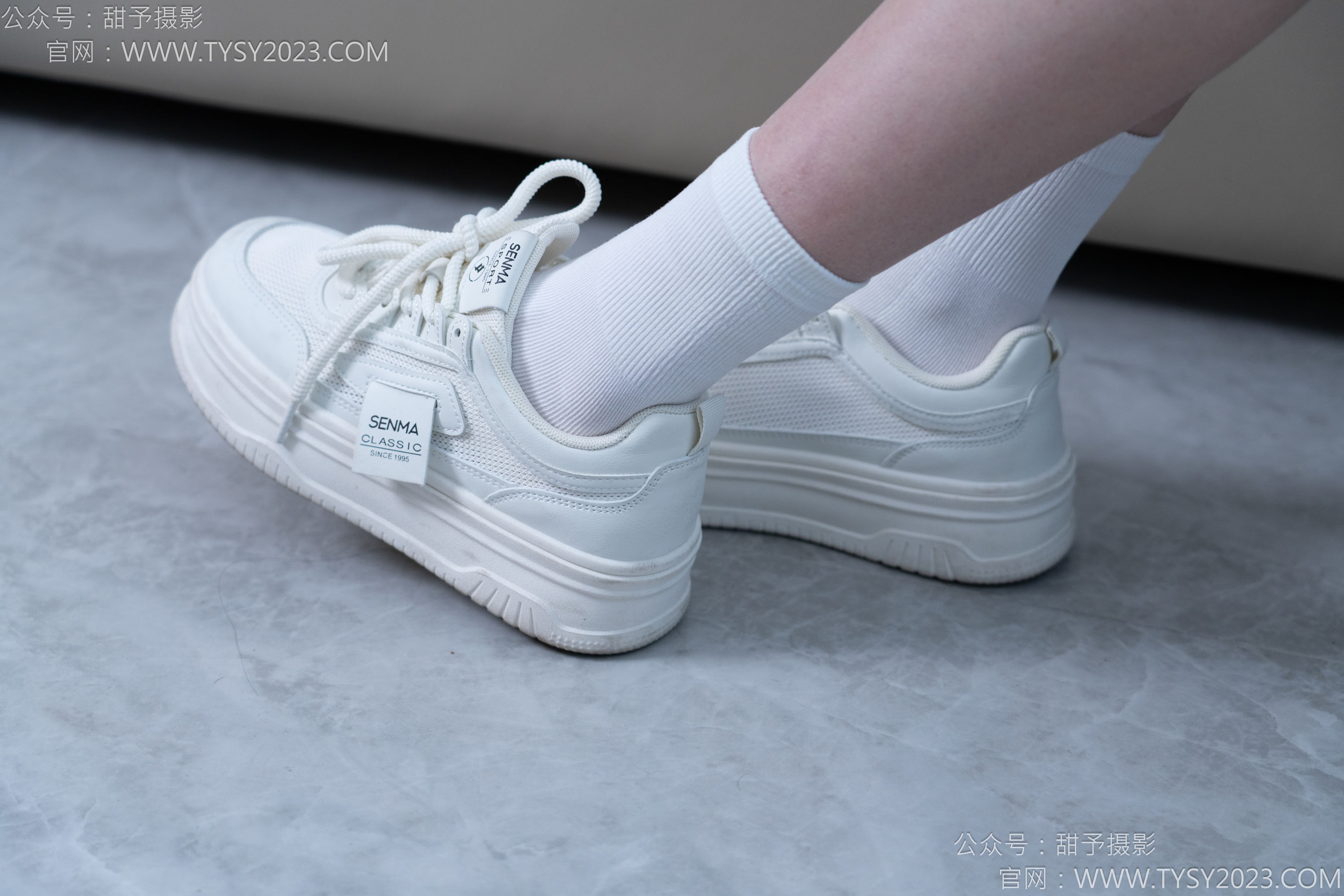 甜予摄影 No.164 珞珞 - 板鞋、白棉袜、裸足/(130P)