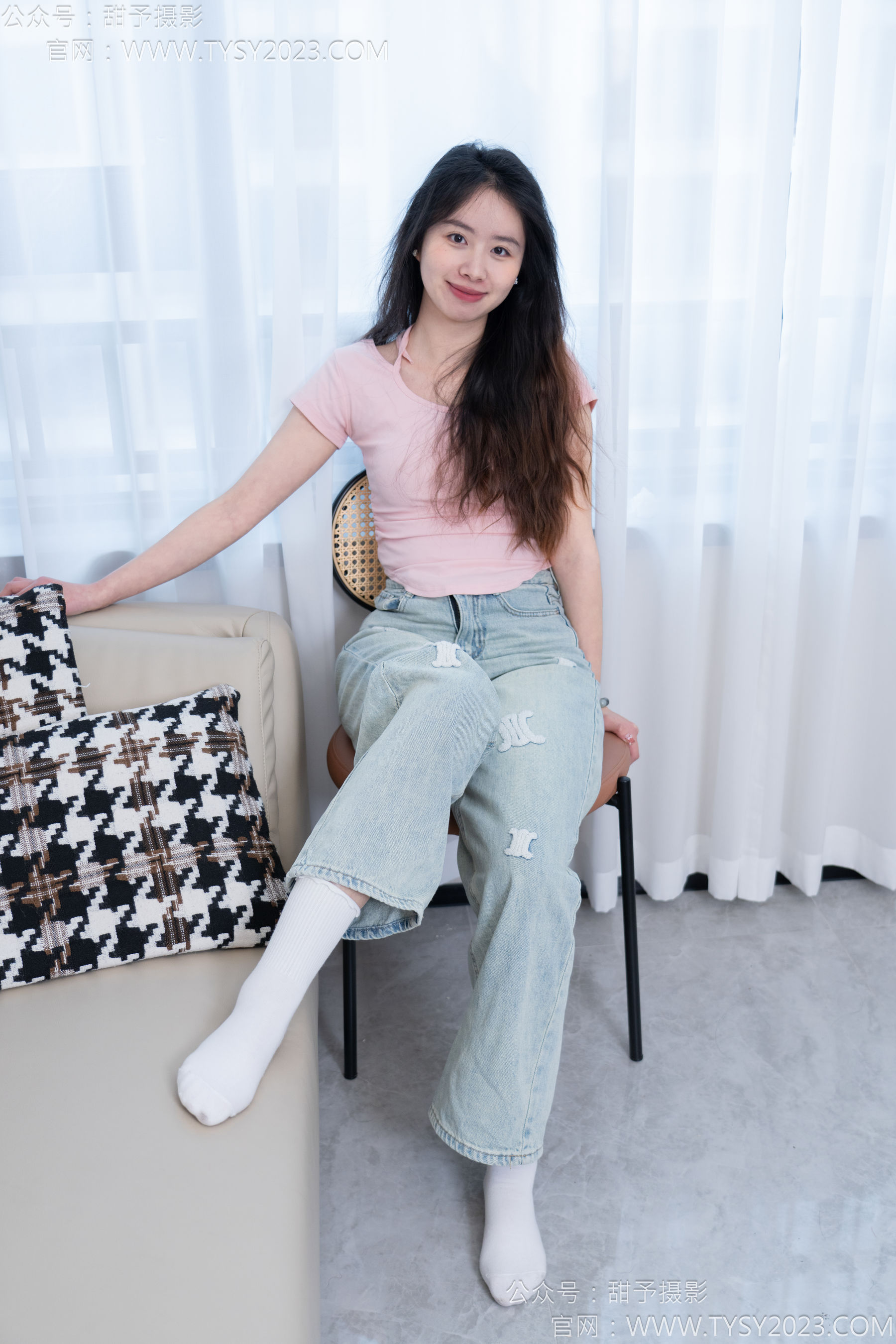 甜予摄影 No.162 知知 - 皮鞋、白棉袜、裸足/(125P)