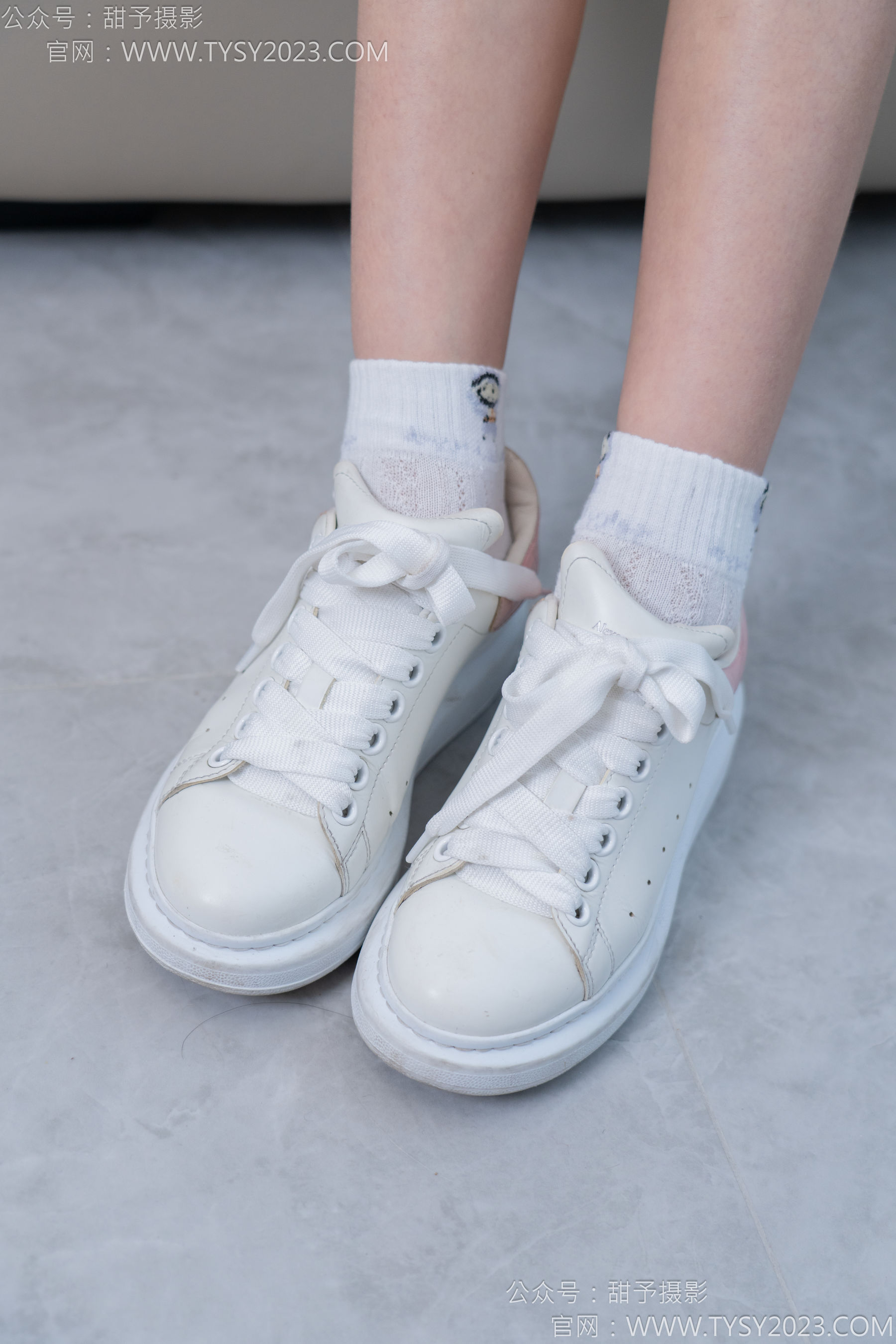 甜予摄影 No.165 贝壳 - 板鞋、白棉袜、裸足/(130P)