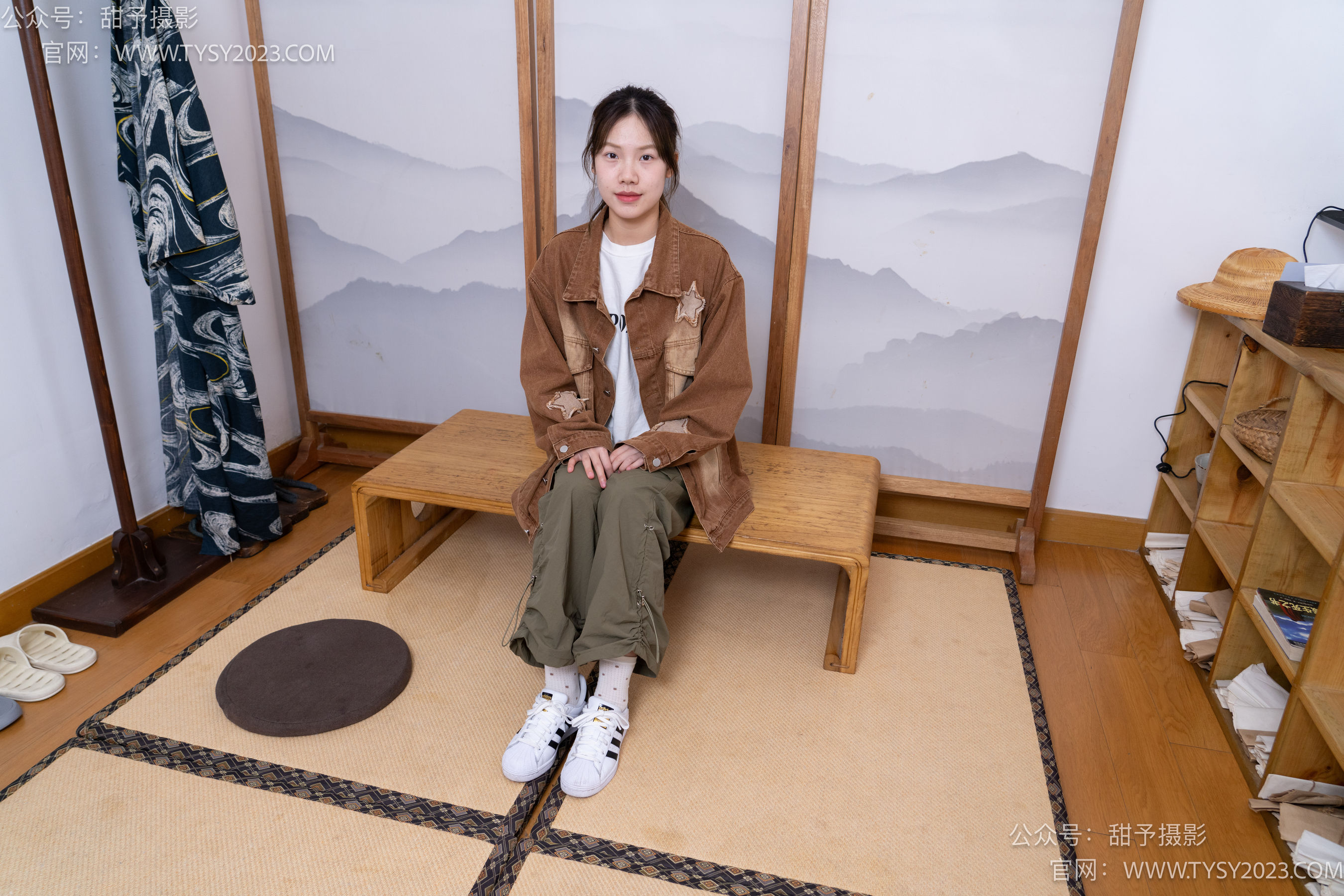 甜予摄影 No.161 双双 - 板鞋、白棉袜、裸足/(130P)