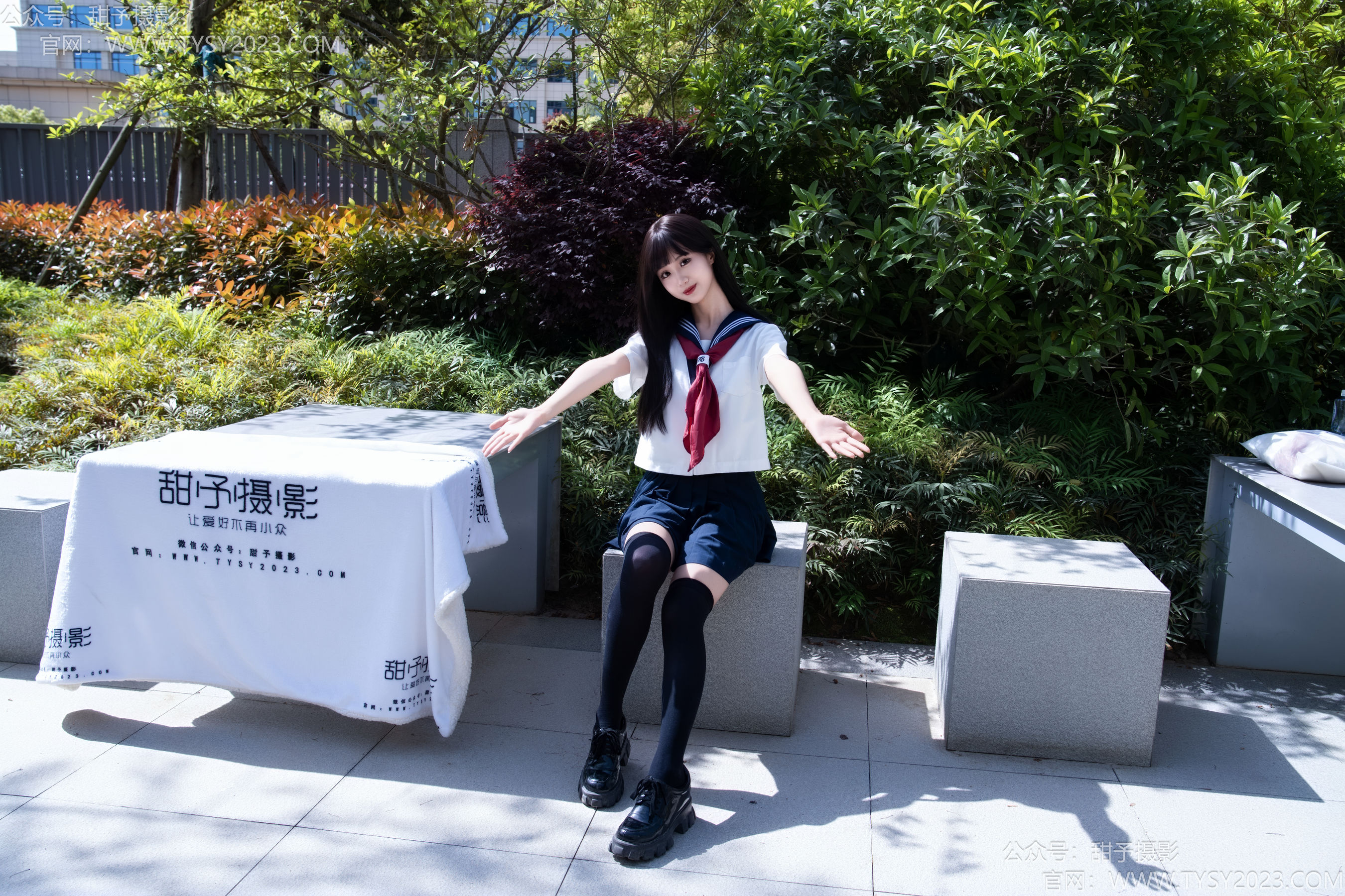 甜予摄影 No.193 小甜桃 - 皮鞋、大腿袜、裸足/(129P)