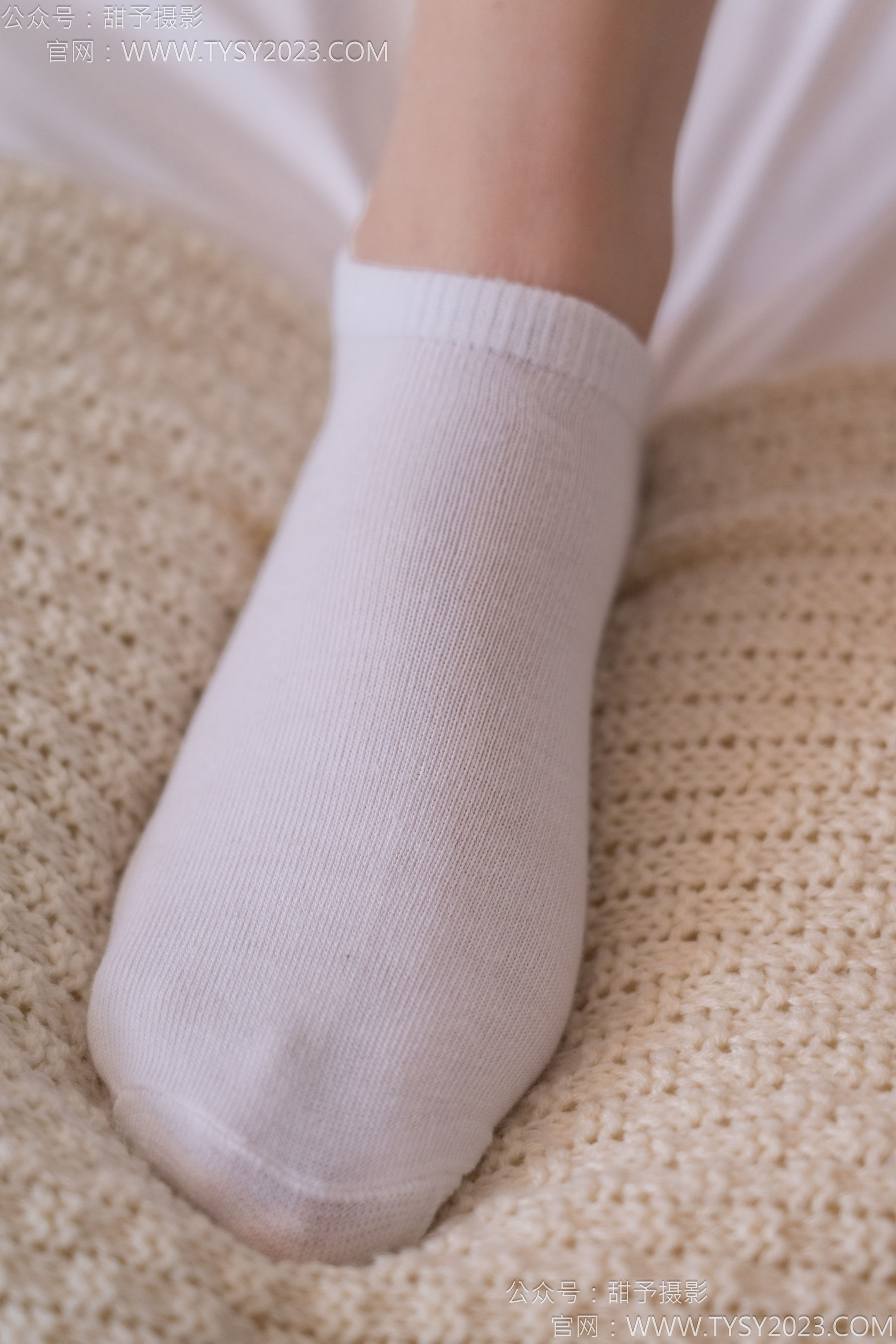 甜予摄影 No.171 璇璇 - 帆布鞋、白棉袜、抖腿剧情/(151P)
