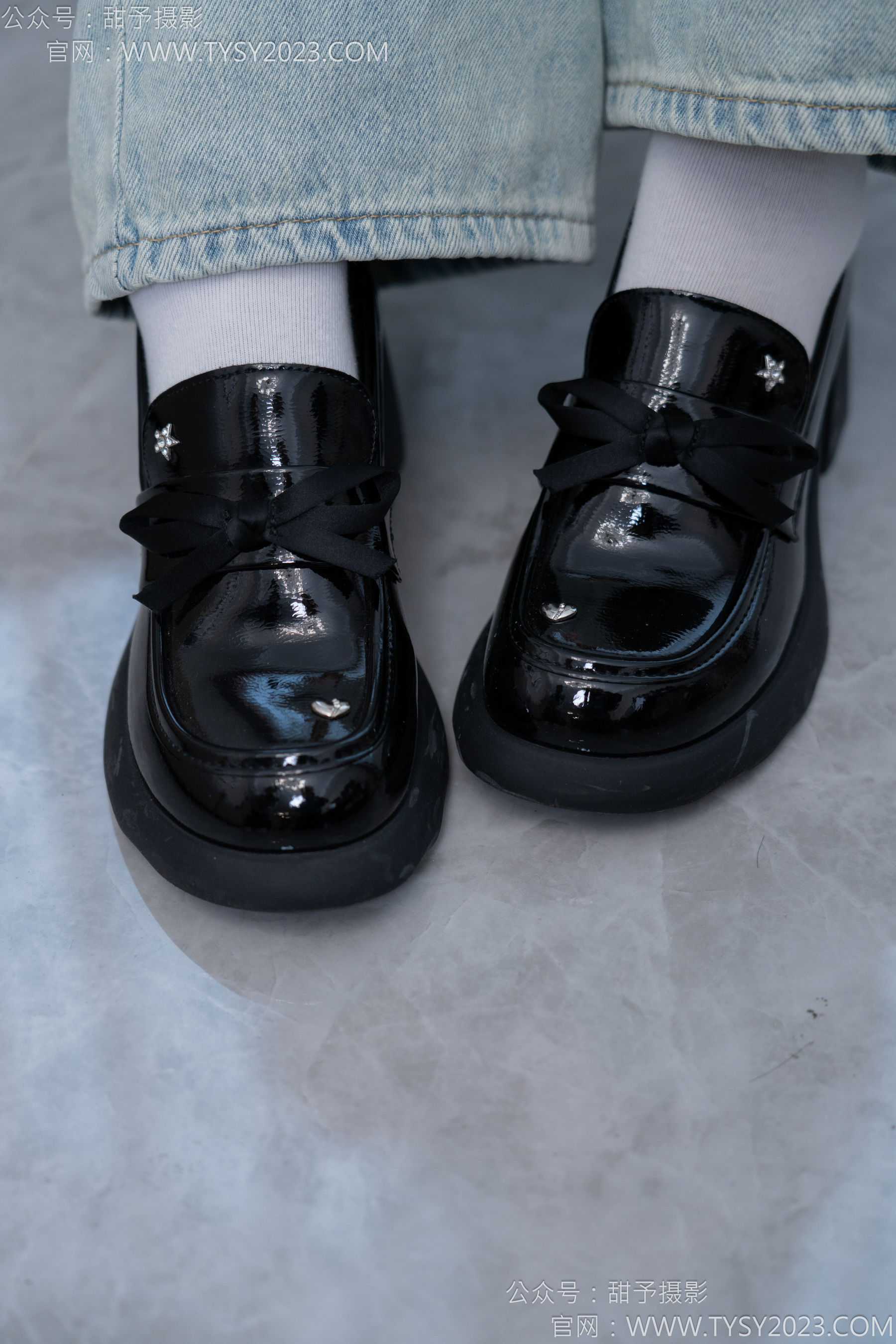 甜予摄影 No.162 知知 - 皮鞋、白棉袜、裸足/(125P)