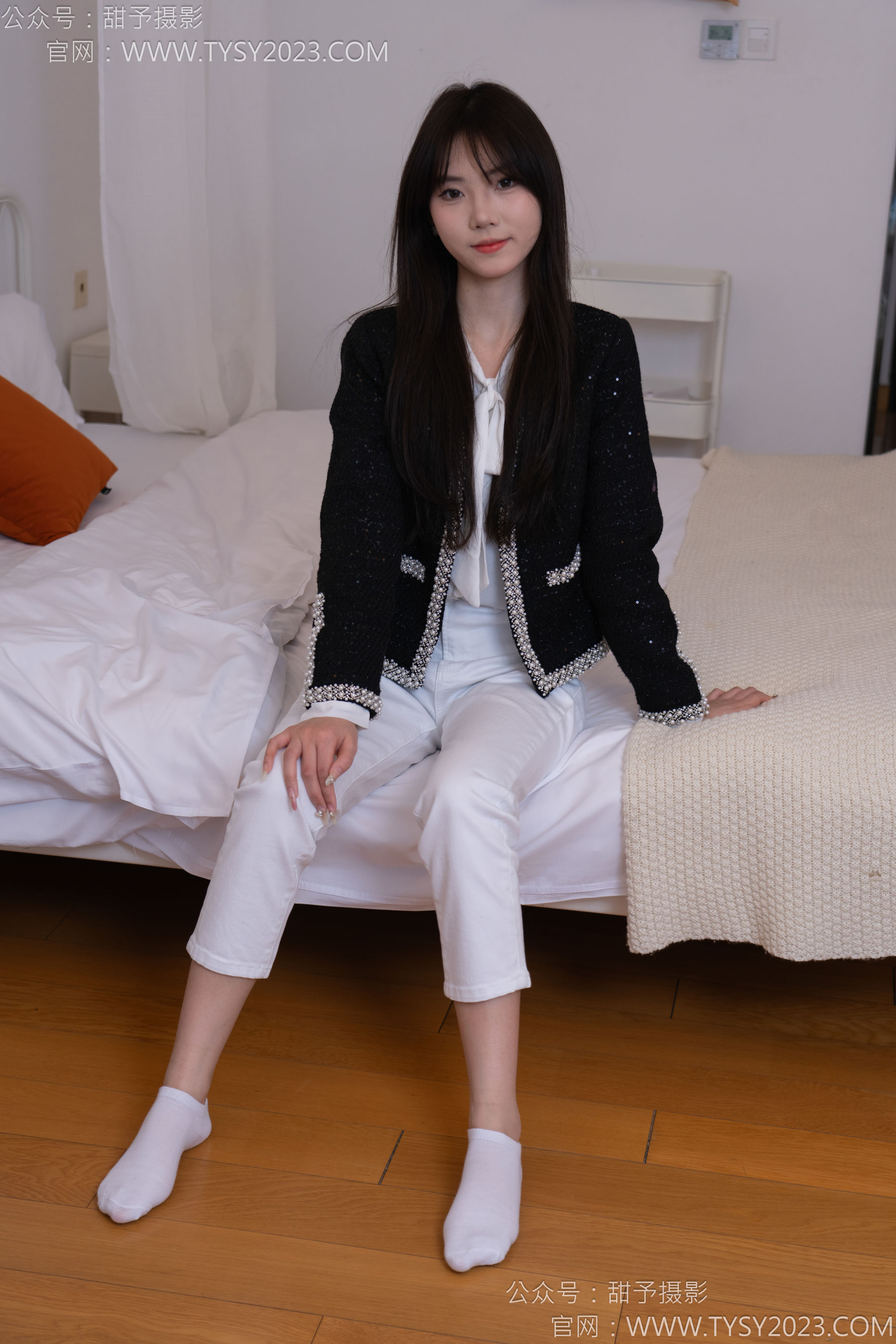 甜予摄影 No.171 璇璇 - 帆布鞋、白棉袜、抖腿剧情/(151P)