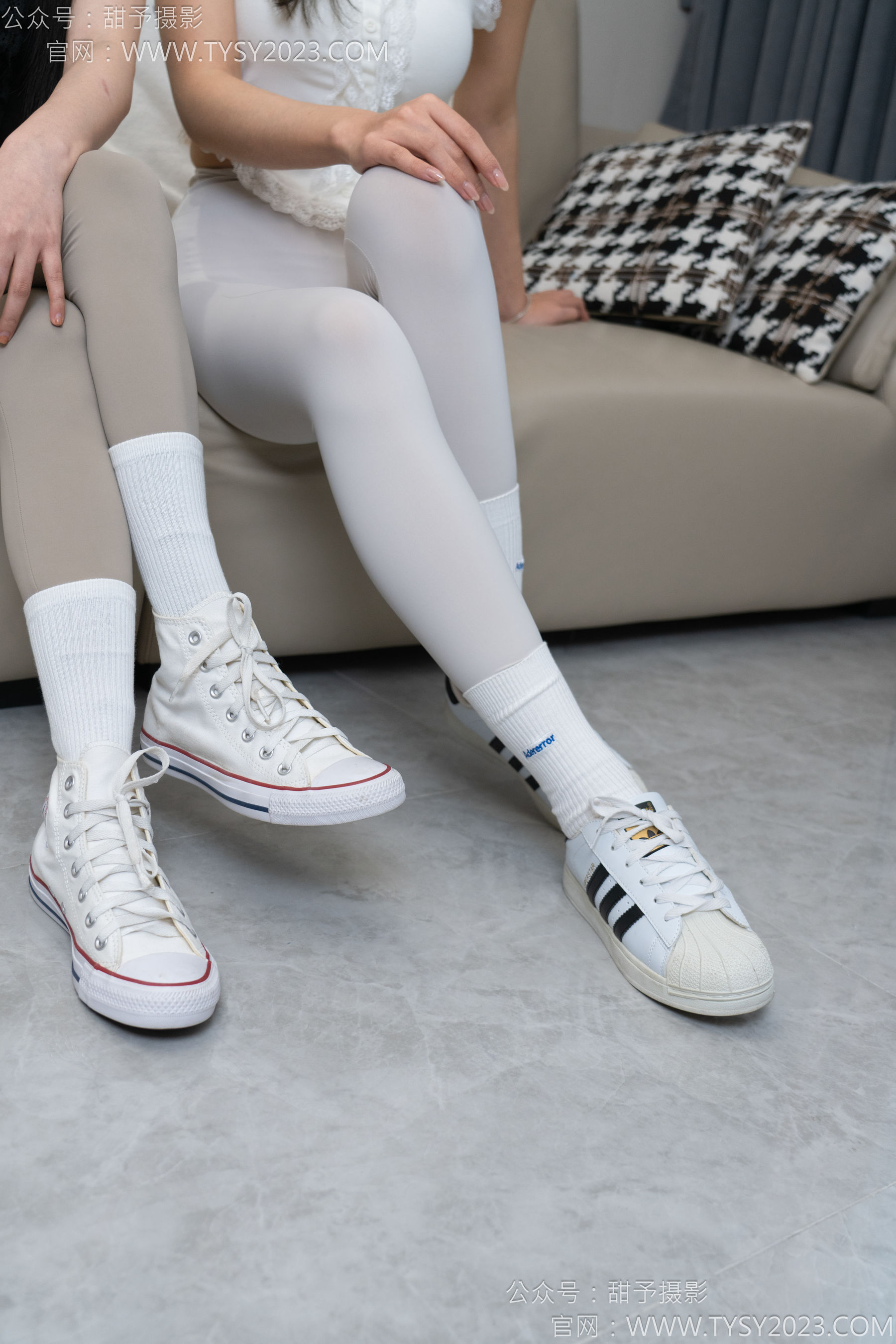 甜予摄影 No.157 澜澜&咖啡豆 - 帆布鞋、板鞋、白棉袜、薄黑丝、薄肉丝/(144P)