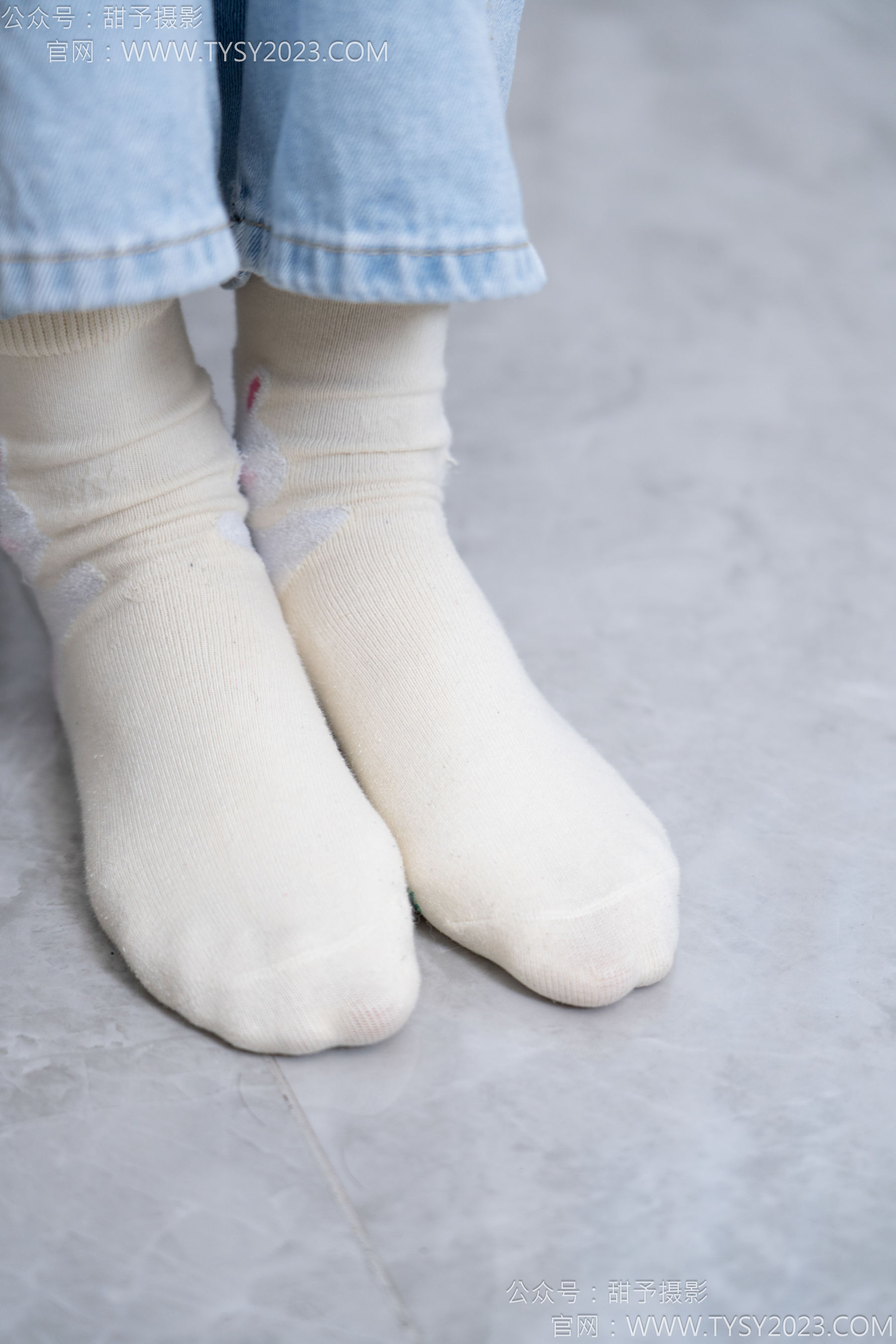 甜予摄影 No.160 番茄 - 板鞋、印花棉袜、裸足/(125P)