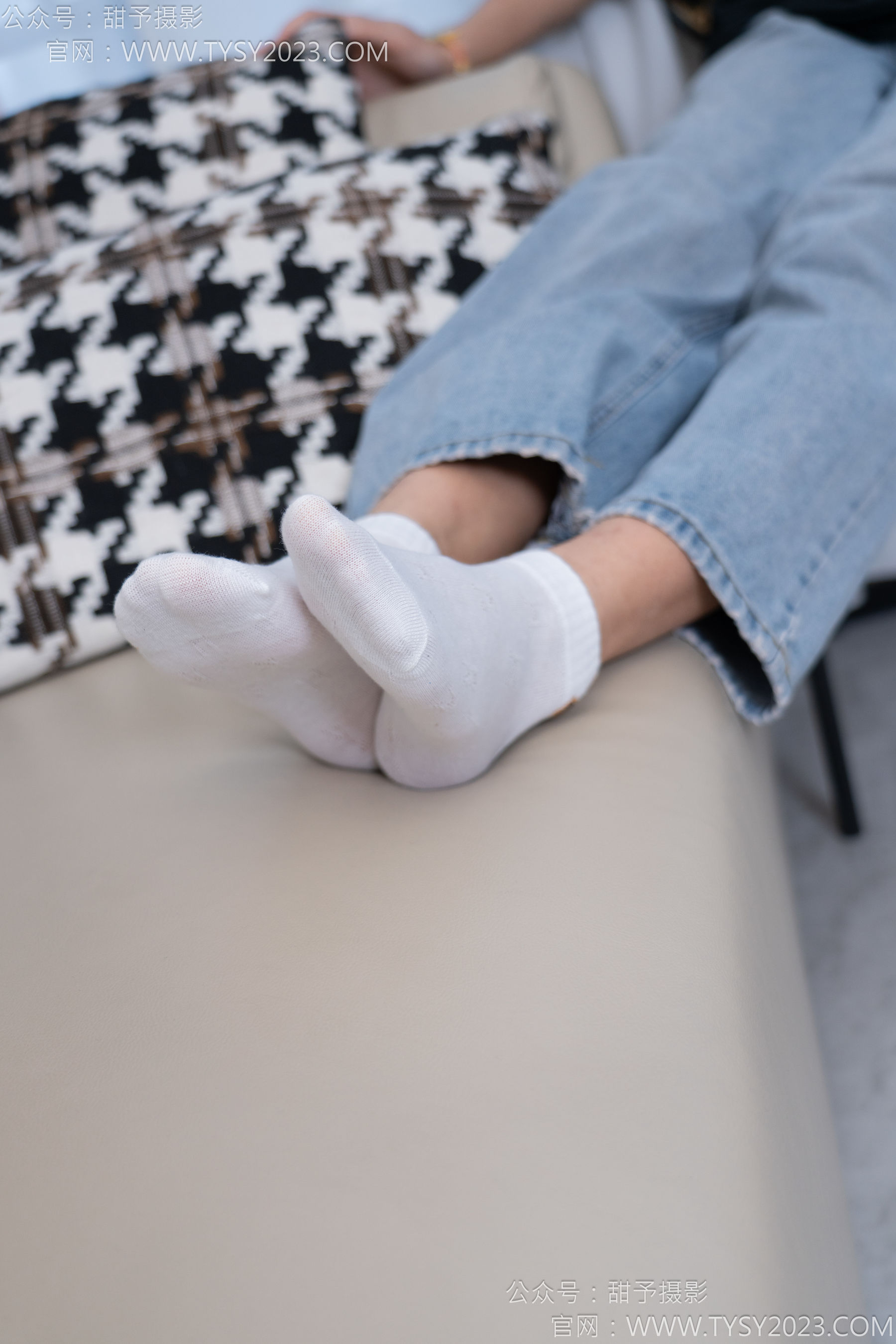 甜予摄影 No.163 娃娃 - 板鞋、白棉袜、裸足/(130P)