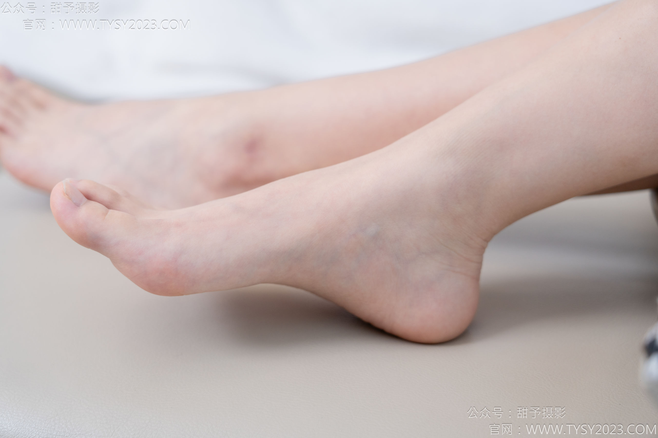 甜予摄影 No.165 贝壳 - 板鞋、白棉袜、裸足/(130P)