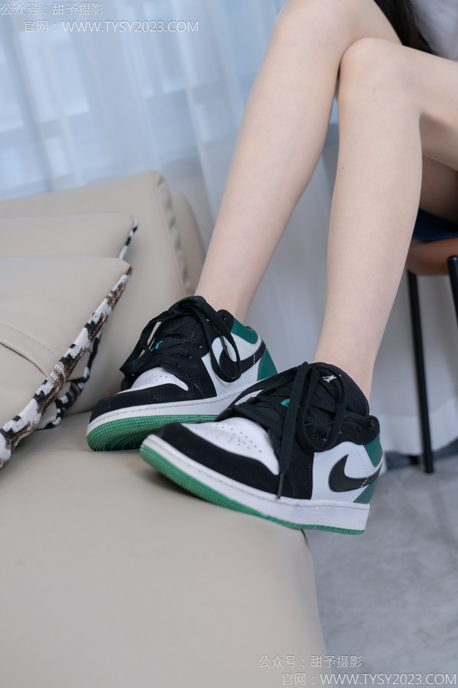 甜予摄影 No.176 珞珞 - 板鞋、薄肉丝/(134P)