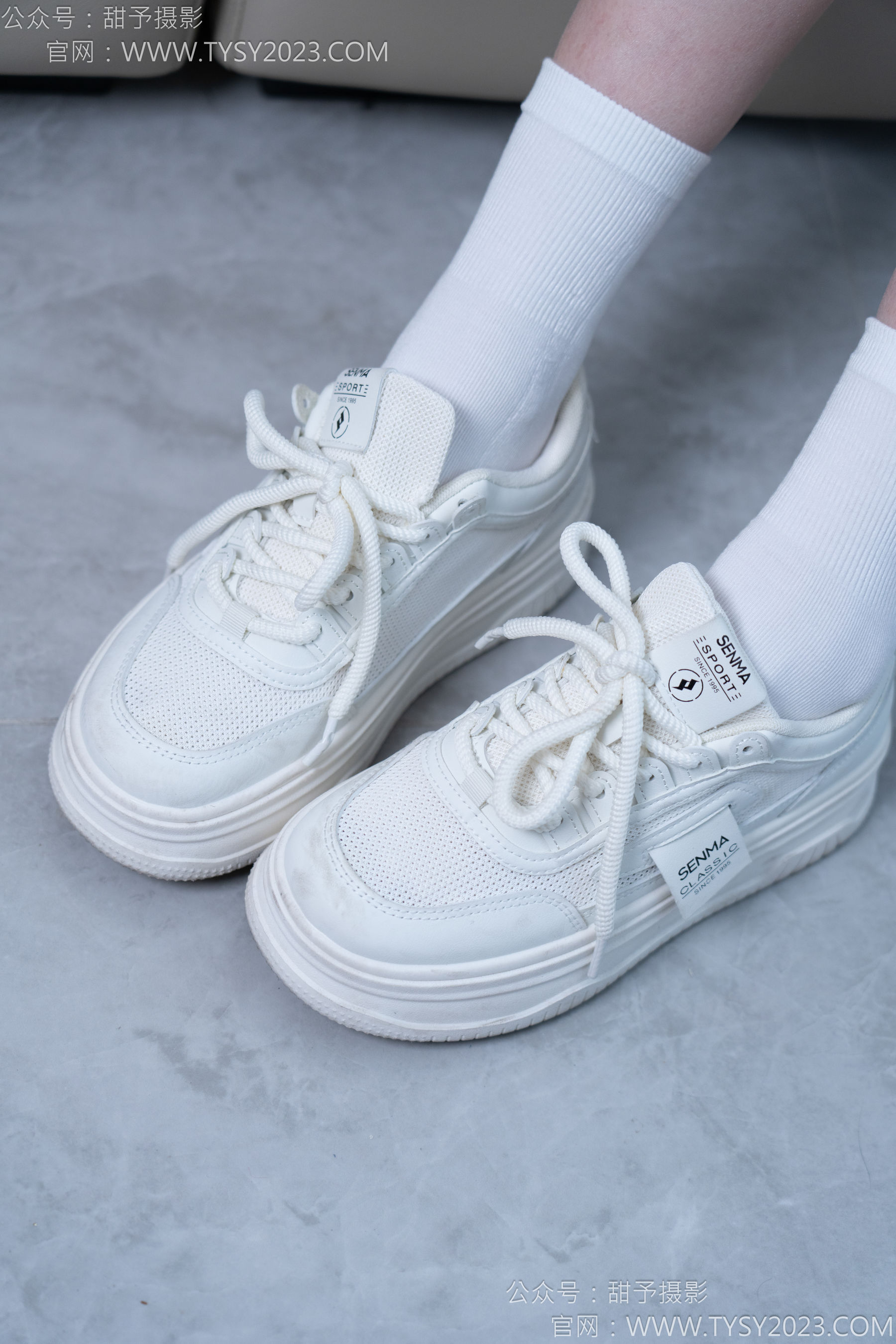 甜予摄影 No.164 珞珞 - 板鞋、白棉袜、裸足/(130P)