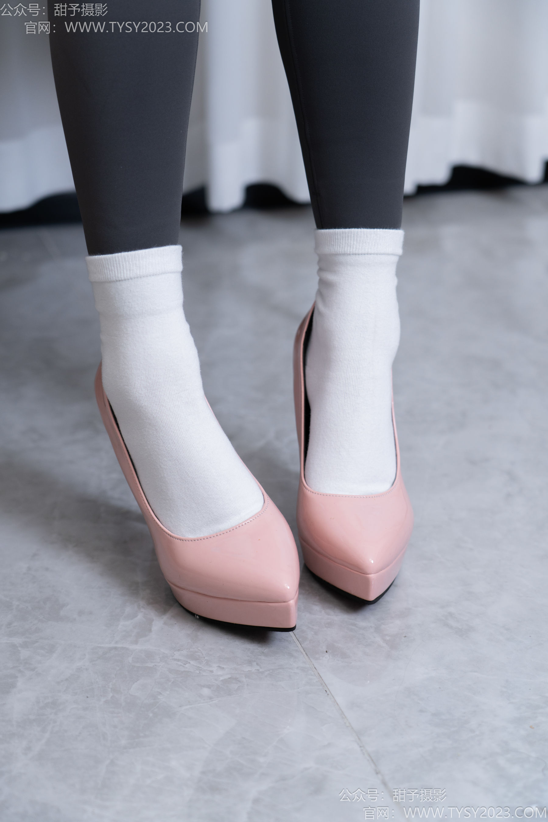甜予摄影 No.192 澜澜 - 高跟鞋、白棉袜、裸足/(134P)