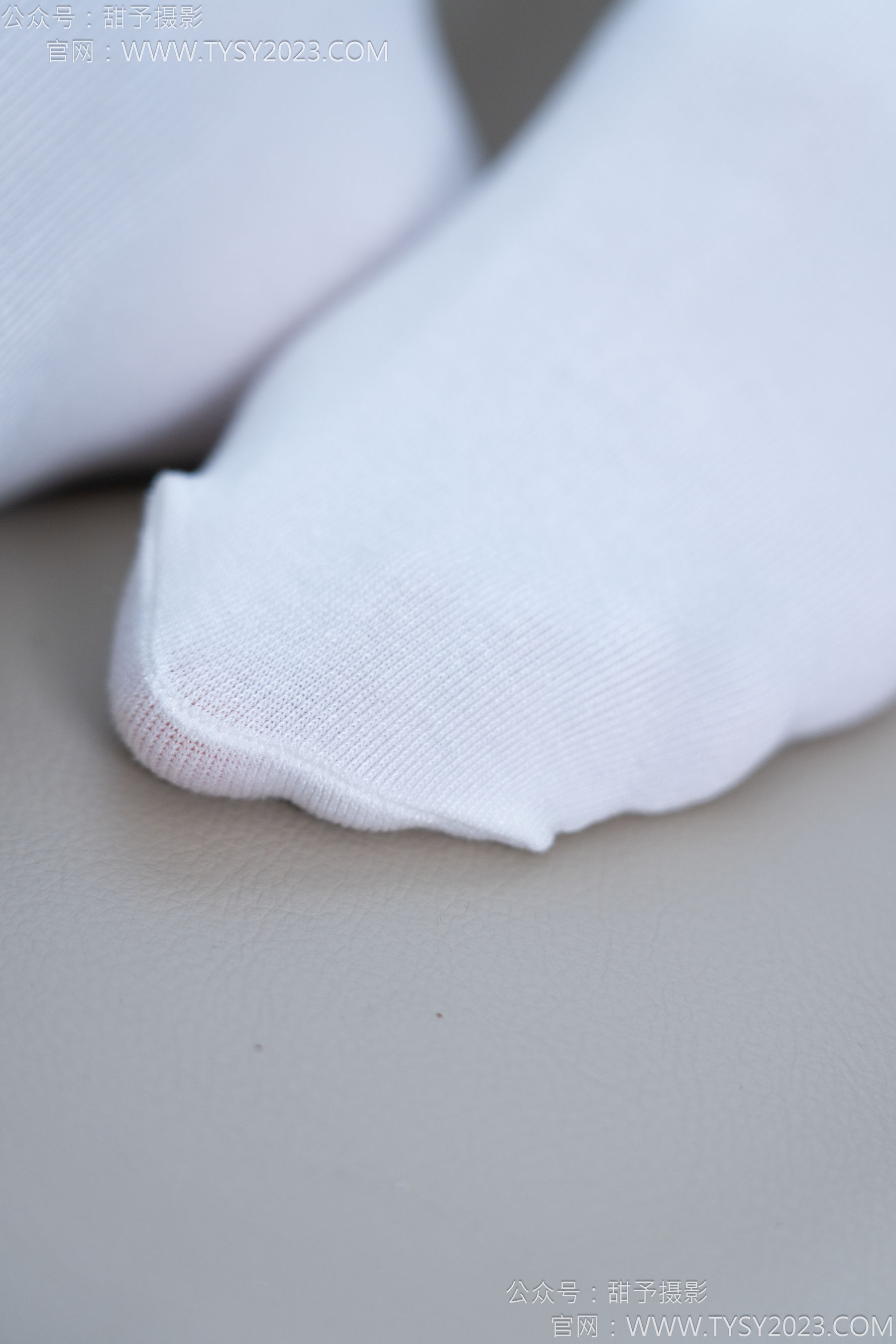 甜予摄影 No.164 珞珞 - 板鞋、白棉袜、裸足/(130P)