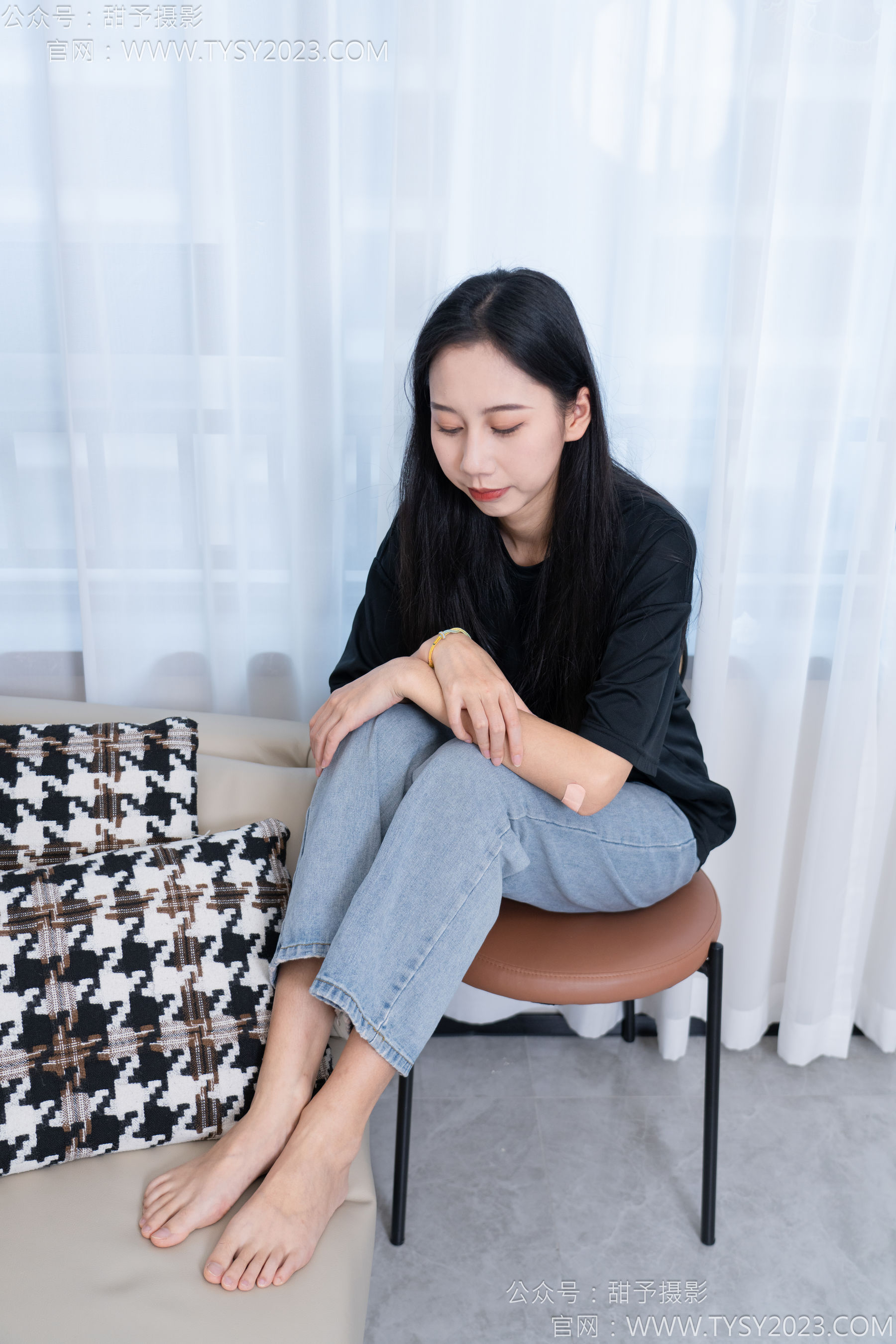 甜予摄影 No.163 娃娃 - 板鞋、白棉袜、裸足/(130P)