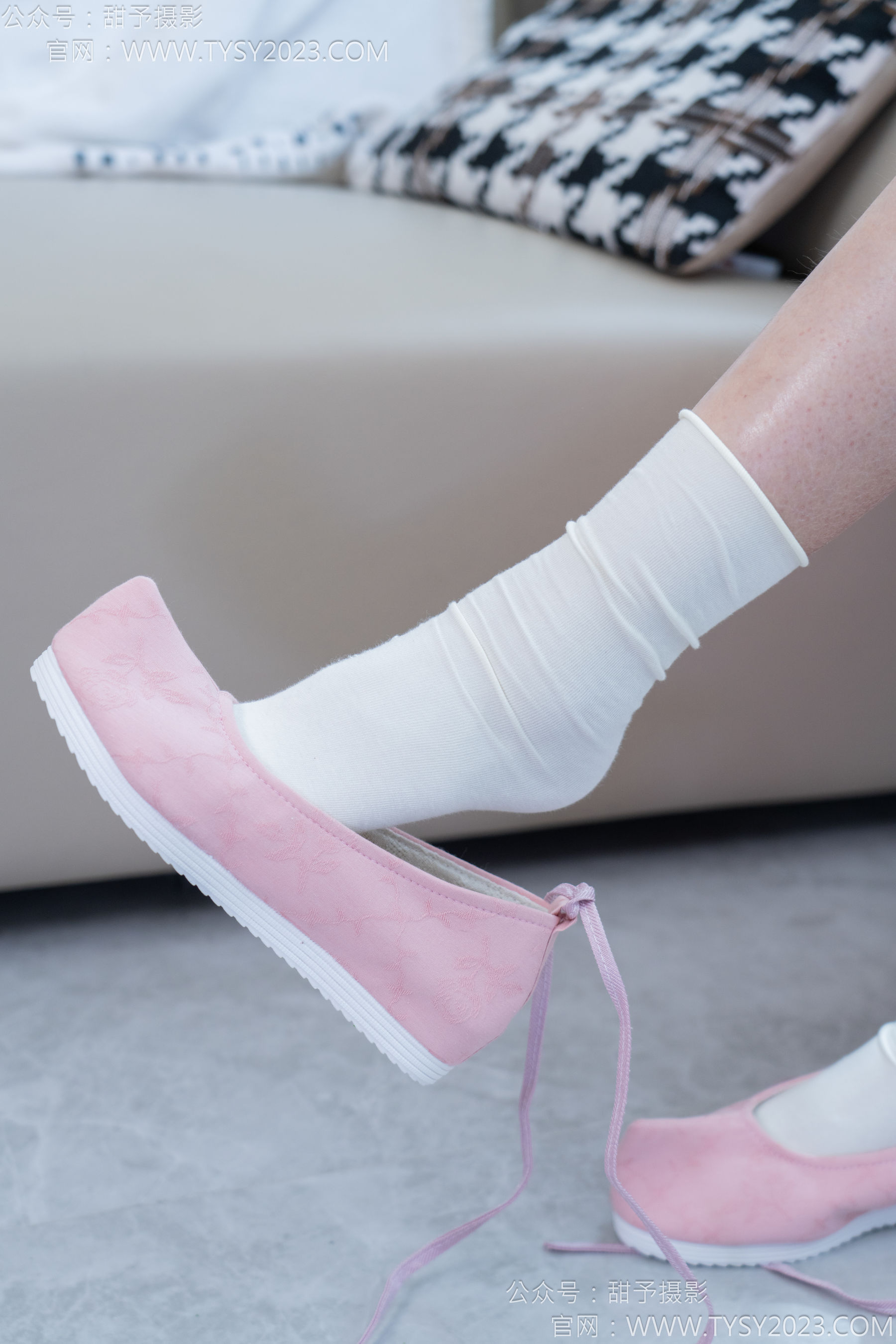 甜予摄影 No.183 知知 - 布鞋、白棉袜、裸足/(148P)