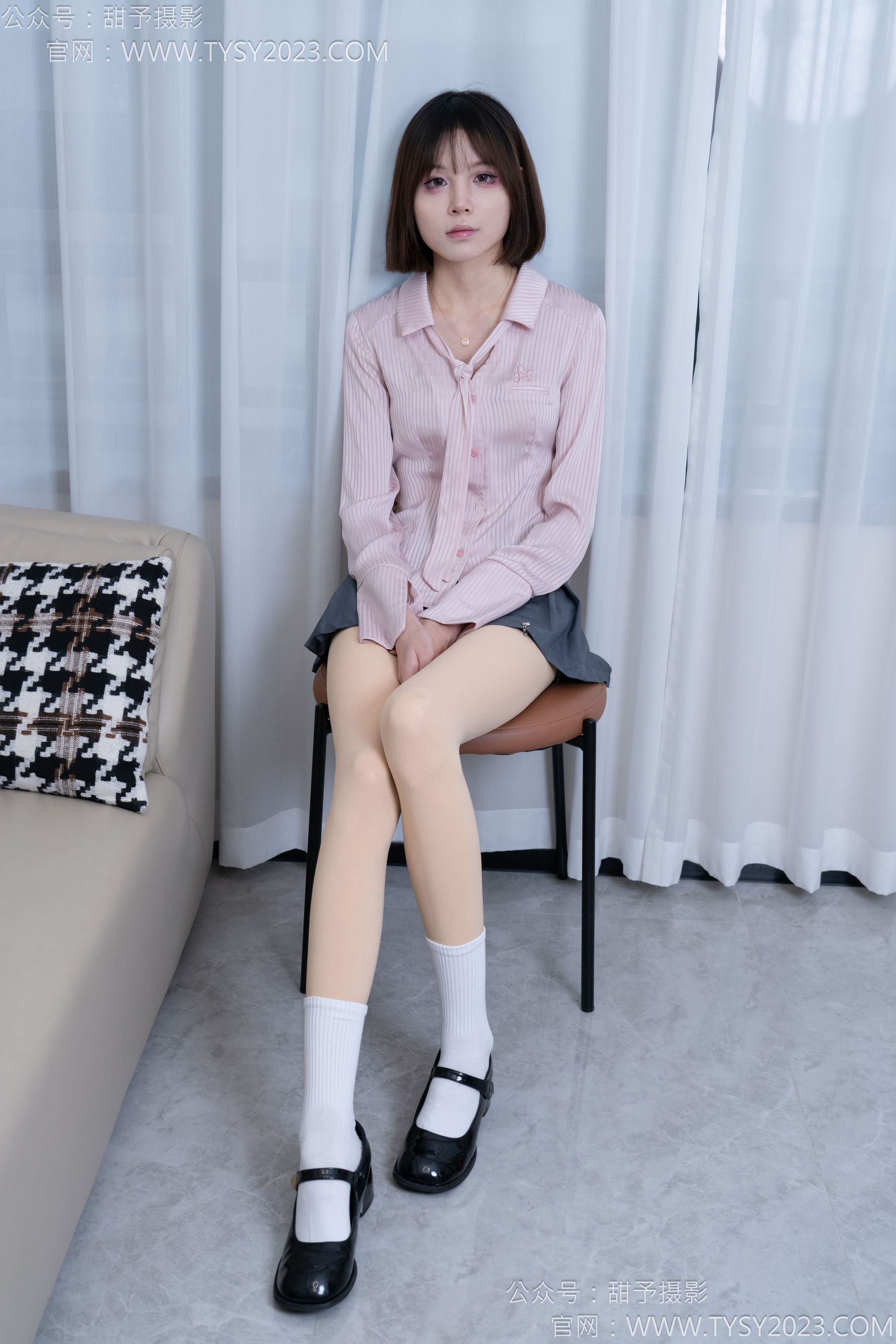 甜予摄影 No.185 珞珞 - 皮鞋、白棉袜、厚肉丝/(130P)