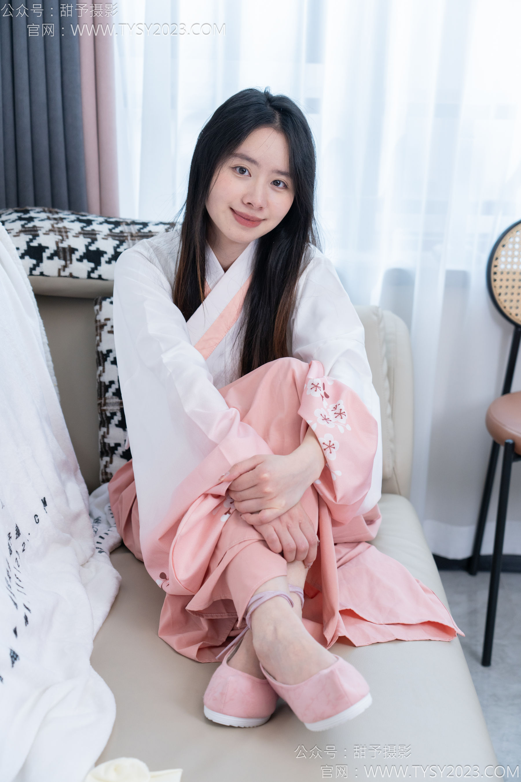 甜予摄影 No.183 知知 - 布鞋、白棉袜、裸足/(148P)