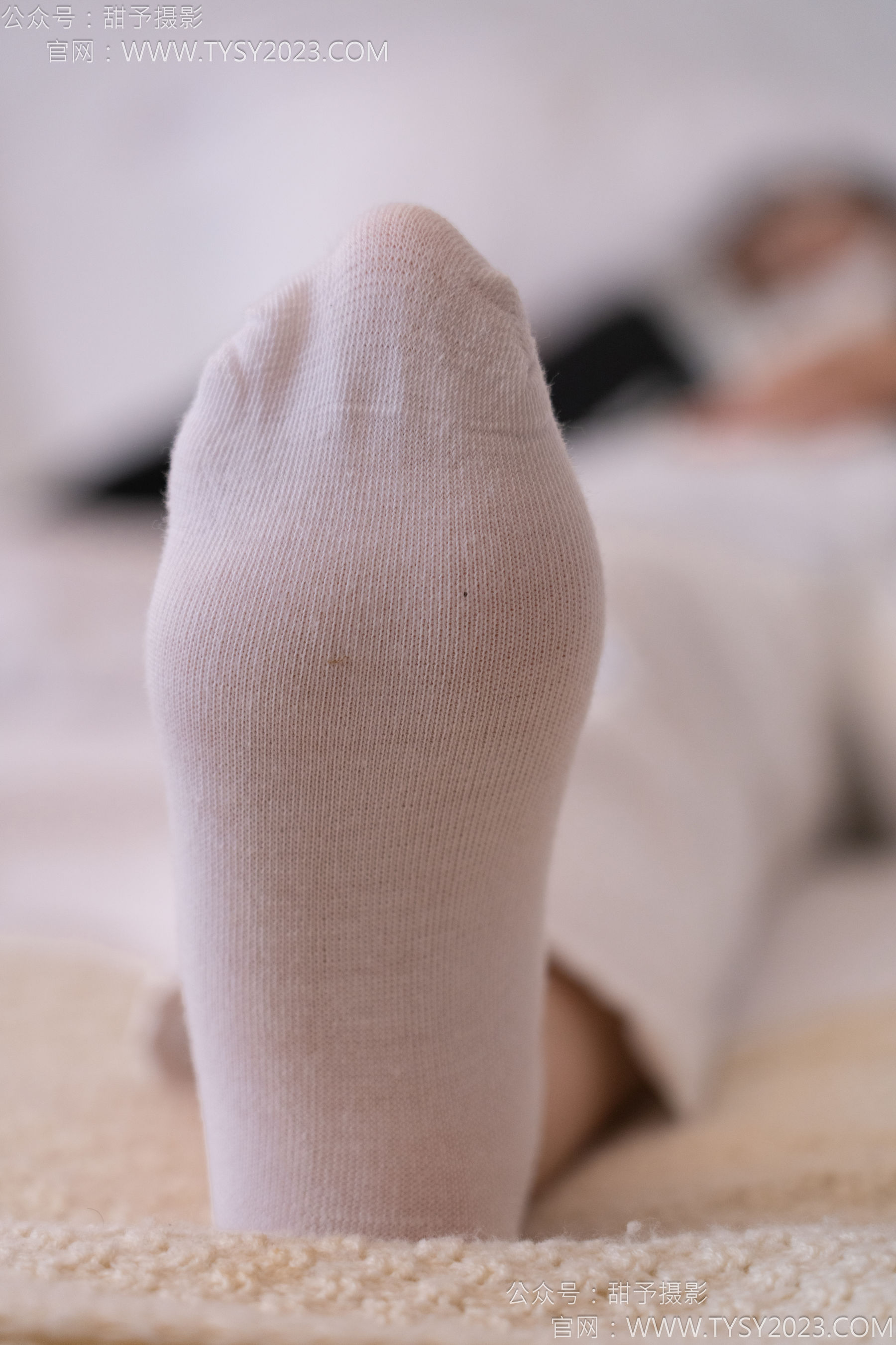 甜予摄影 No.171 璇璇 - 帆布鞋、白棉袜、抖腿剧情/(151P)