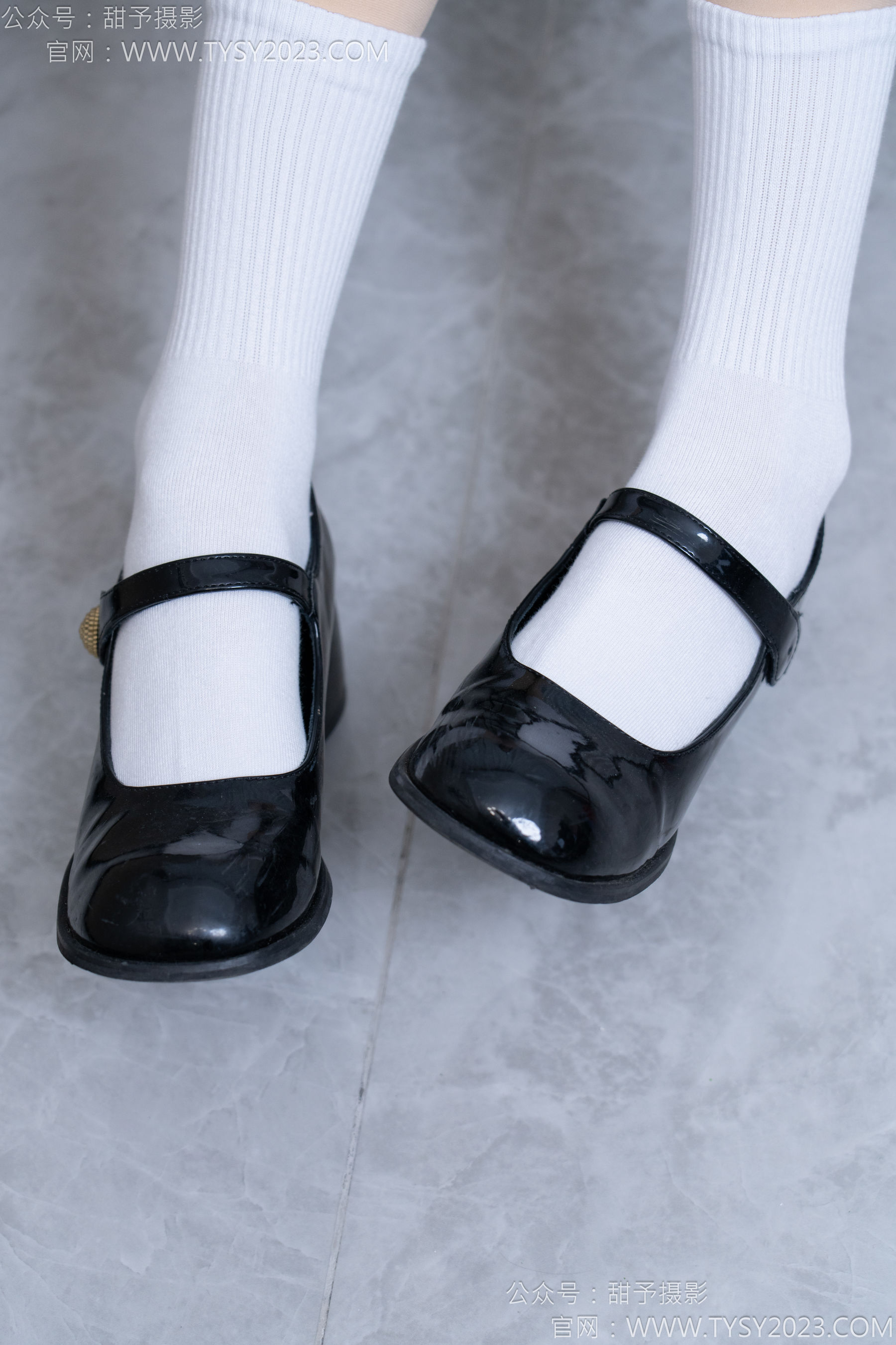 甜予摄影 No.185 珞珞 - 皮鞋、白棉袜、厚肉丝/(130P)