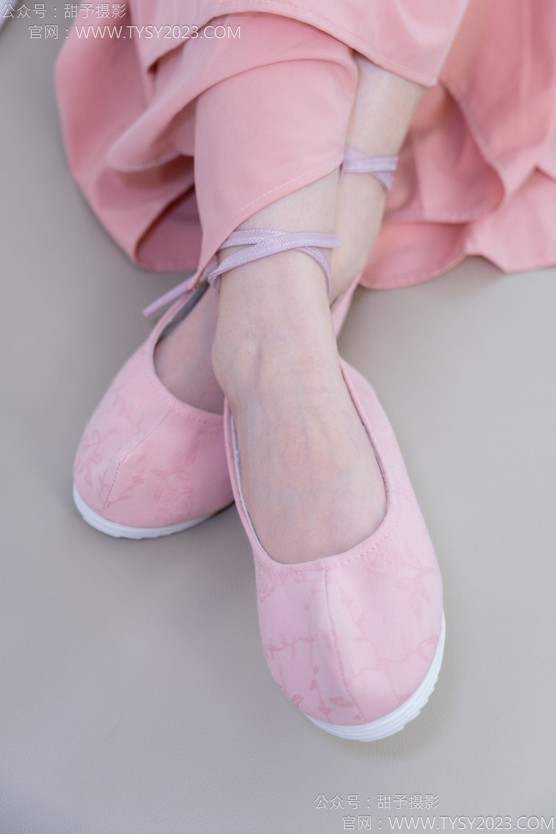 甜予摄影 No.183 知知 - 布鞋、白棉袜、裸足/(148P)