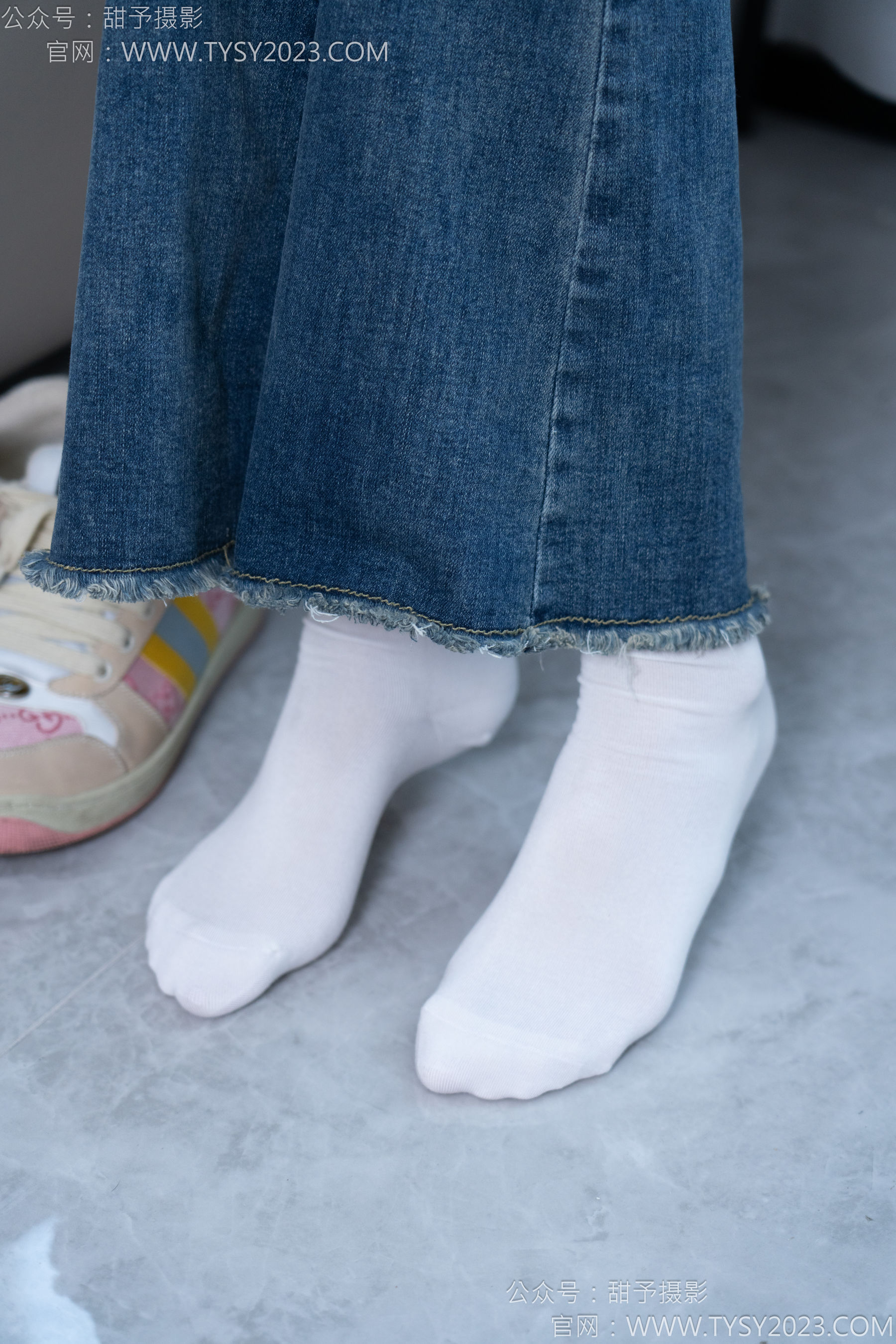 甜予摄影 No.170 珞珞 - 板鞋、白棉袜、裸足/(130P)