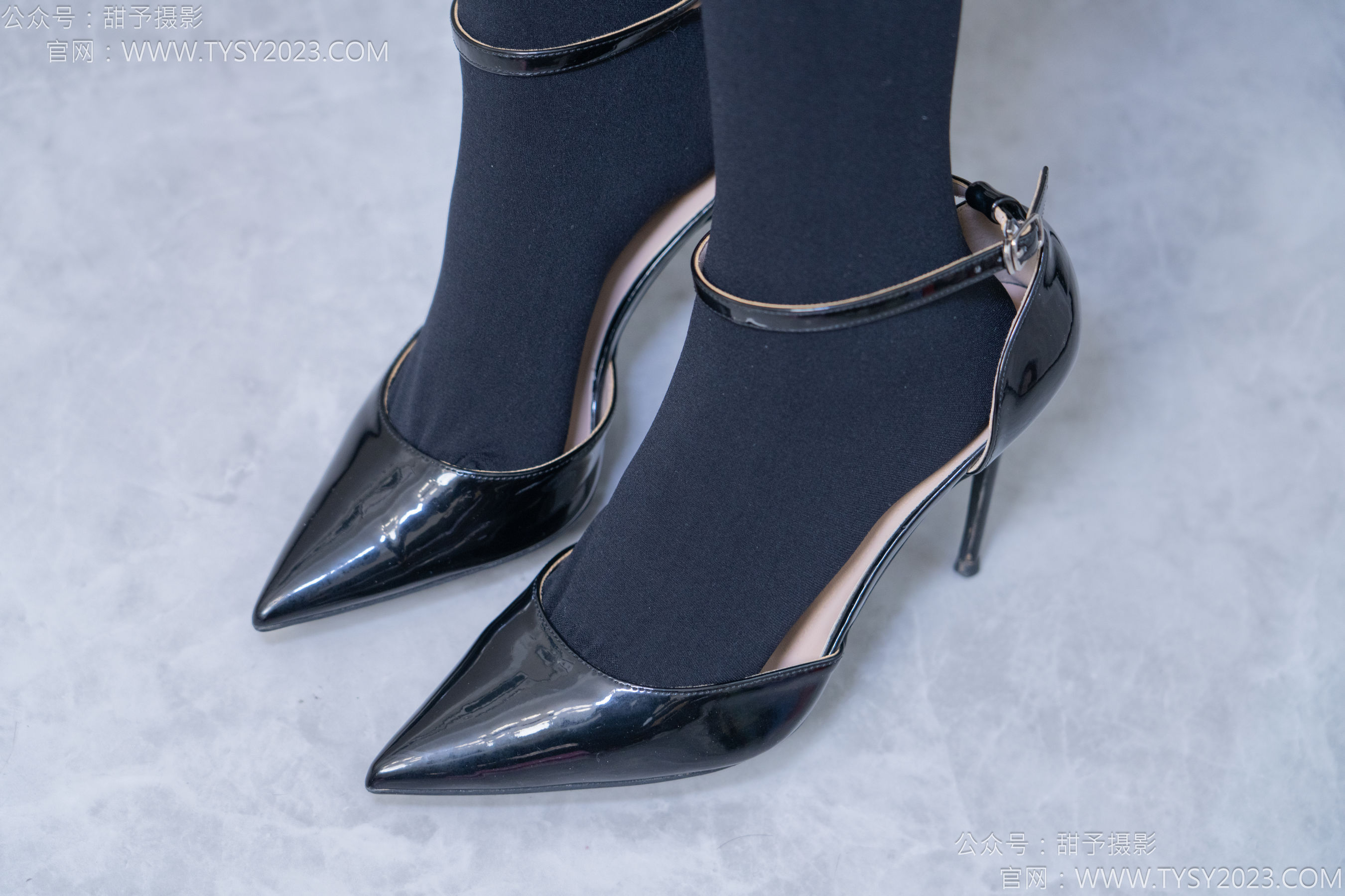 甜予摄影 No.187 知知 - 高跟鞋、厚黑丝/(127P)