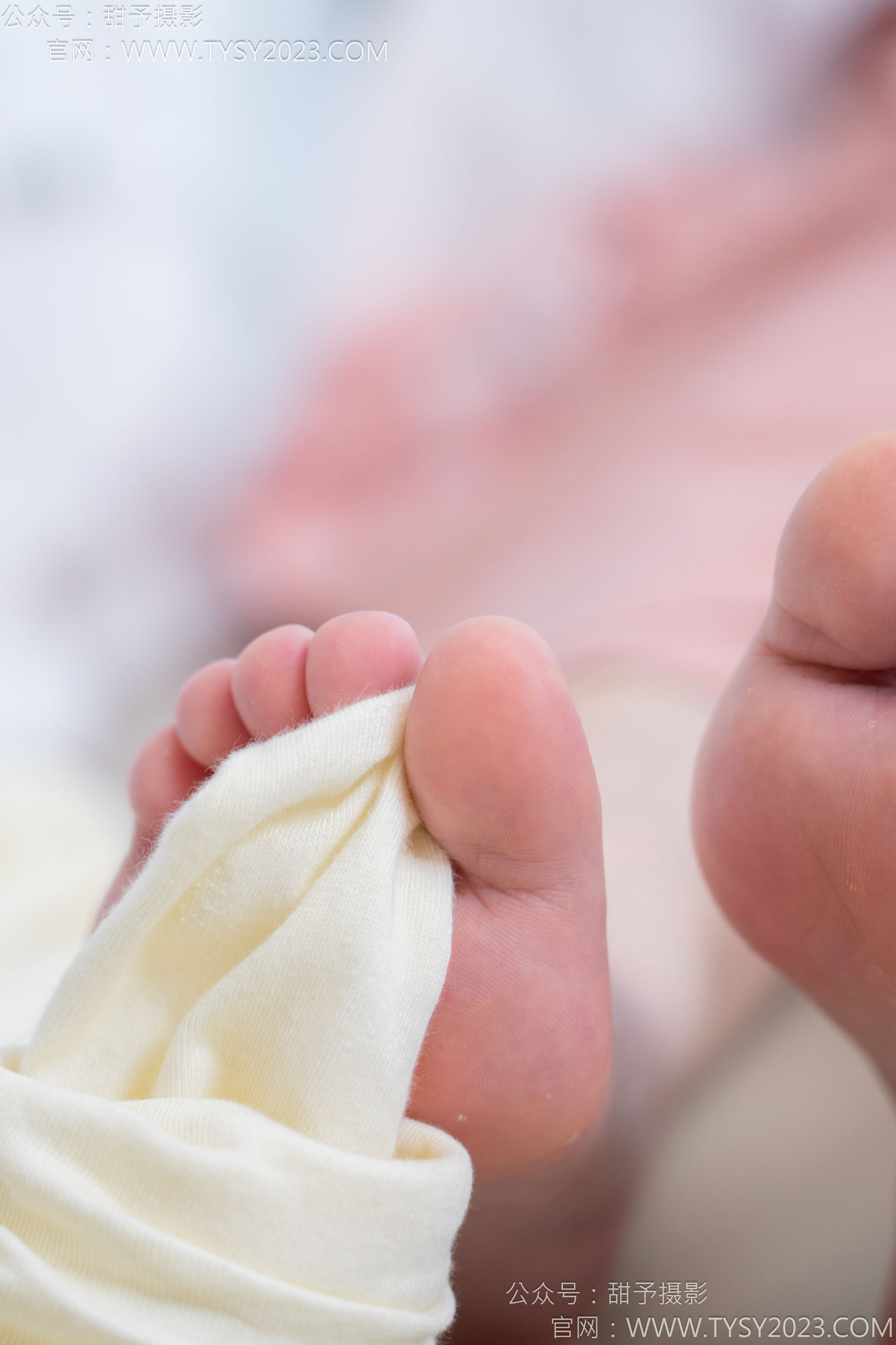 甜予摄影 No.183 知知 - 布鞋、白棉袜、裸足/(148P)